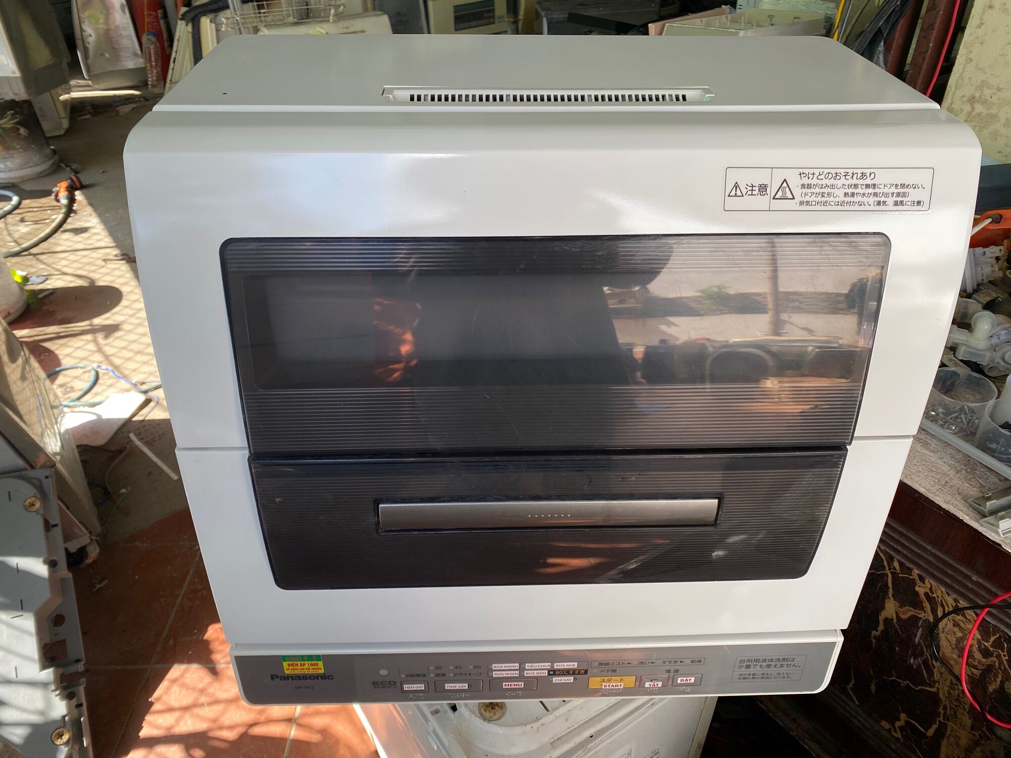 Máy rửa bát Panasonic TR3 Nội Địa Nhật Bản