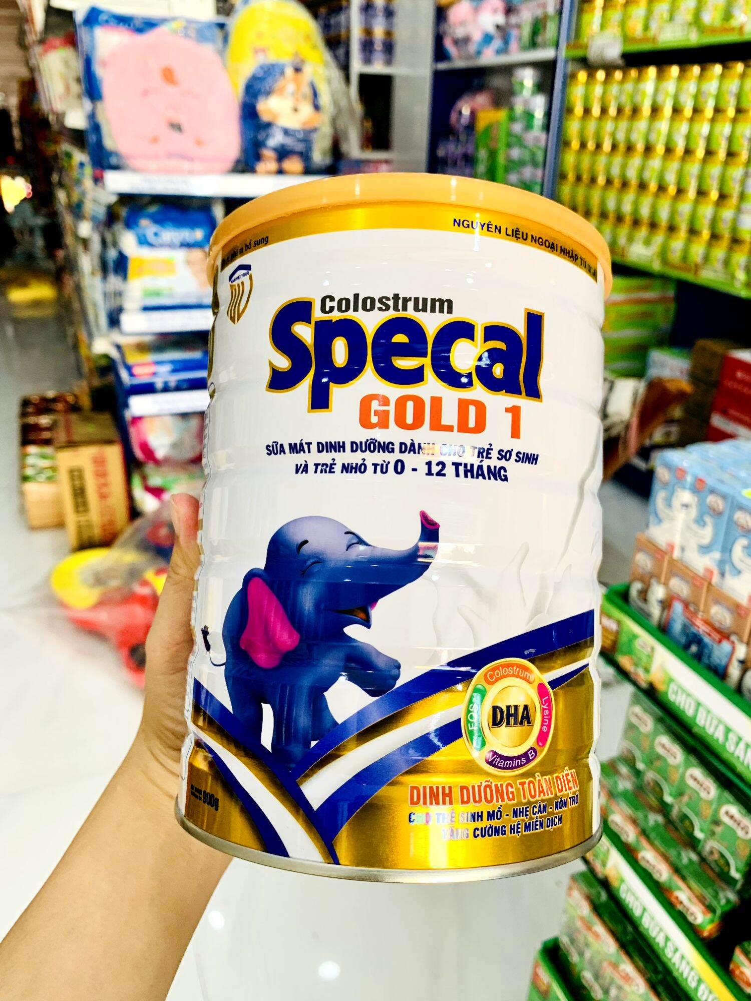 Sữa bột Con Voi Colostrum Specal Gold 1 900g - cho bé từ 0-12 tháng tuổi