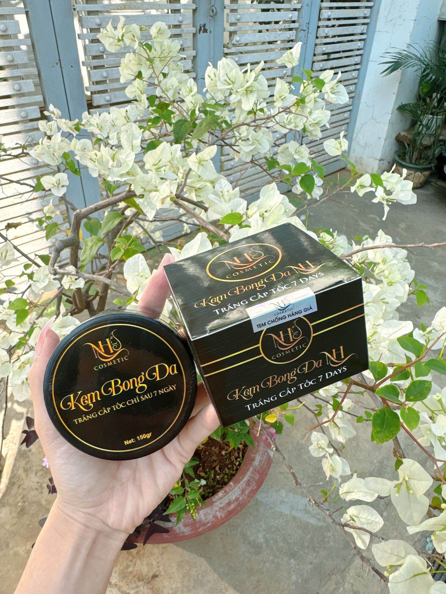 KEM BODY BONG DA TÁI TẠO NH COSMETIC hủ 150g