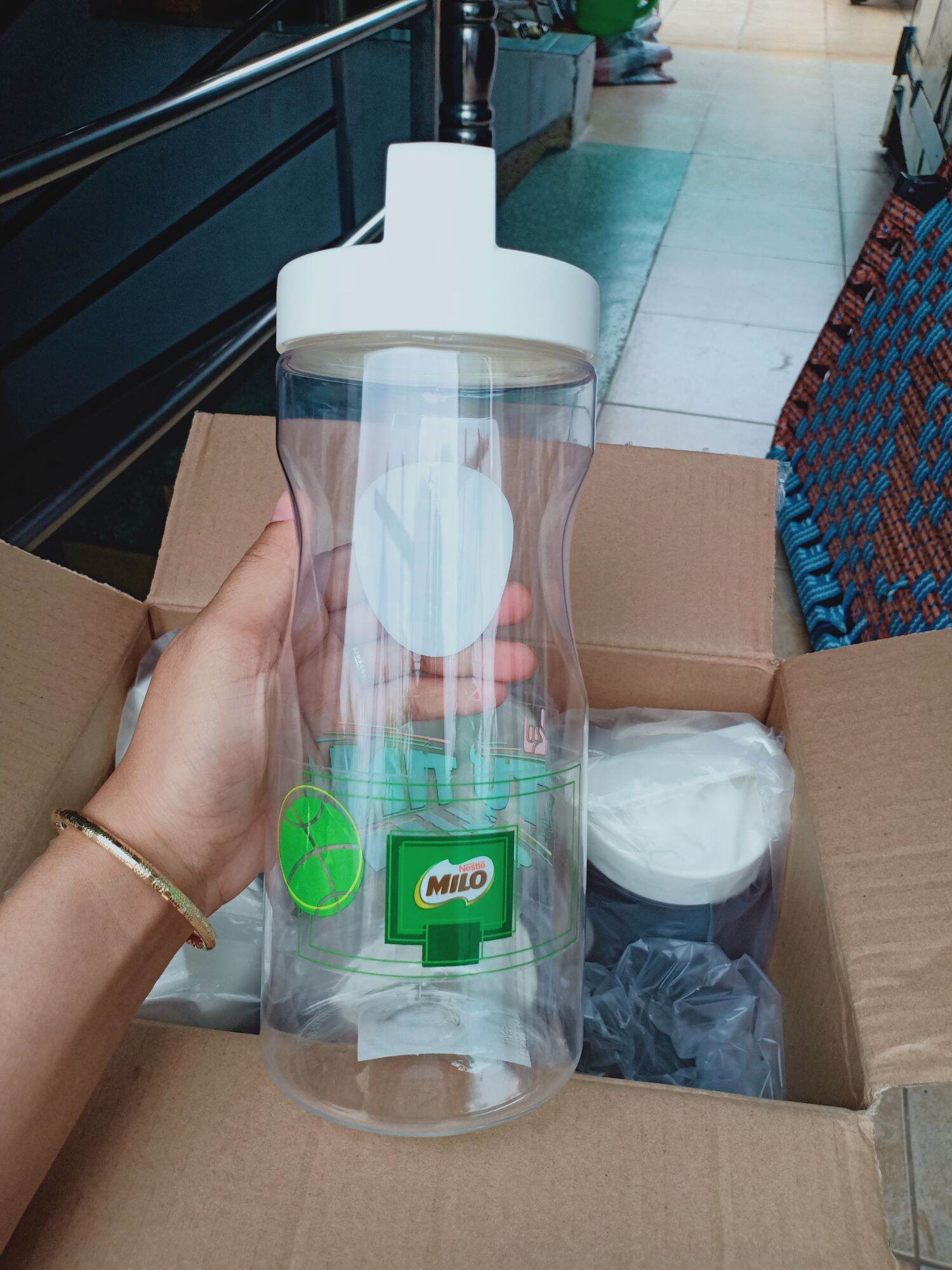[HCM]Combo 2 bình đựng nước lock & lock 1L2