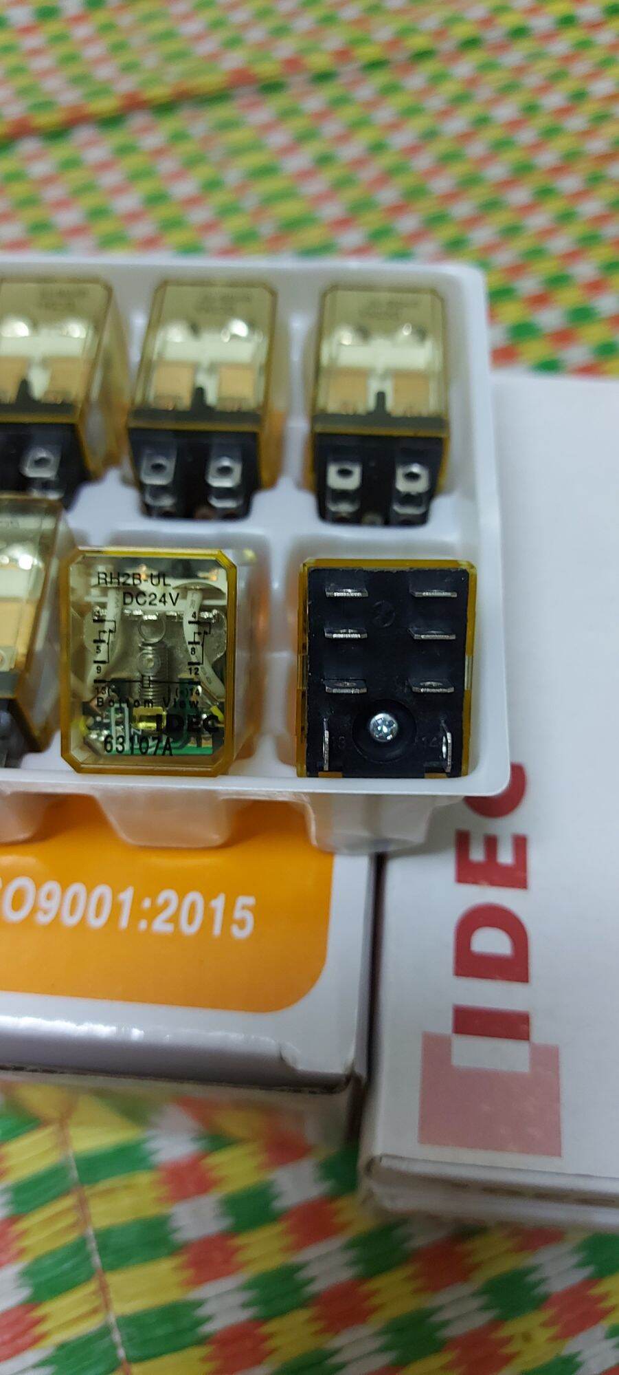 RƠ LE TRUNG GIAN 12V/24V