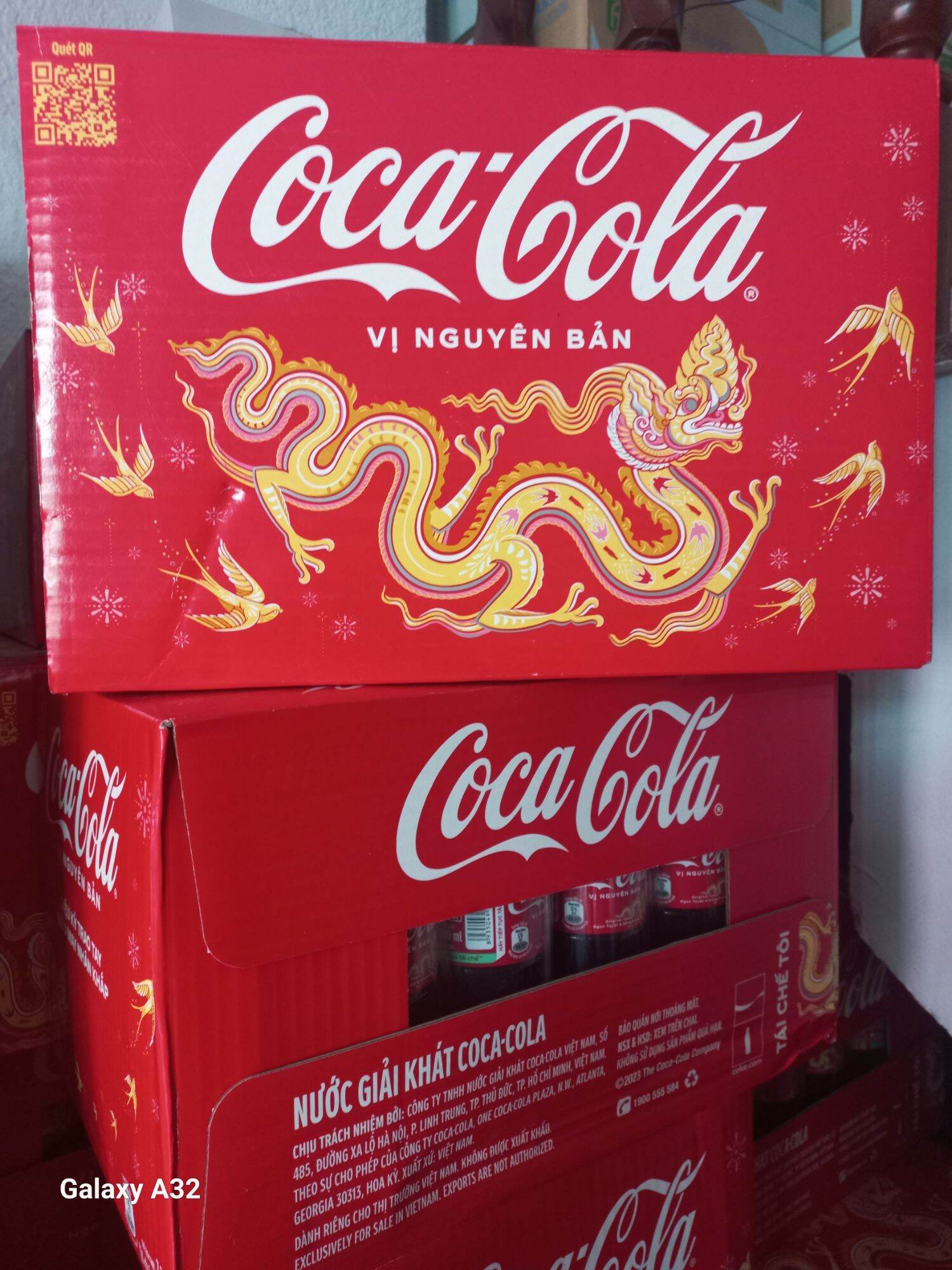 Coca Cola xuân chai 300ml 24 date t6 24
