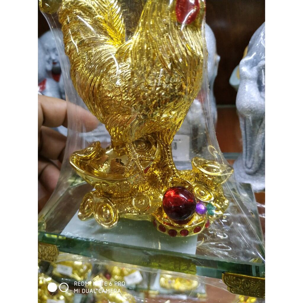 Tượng con gà trống phong thủy