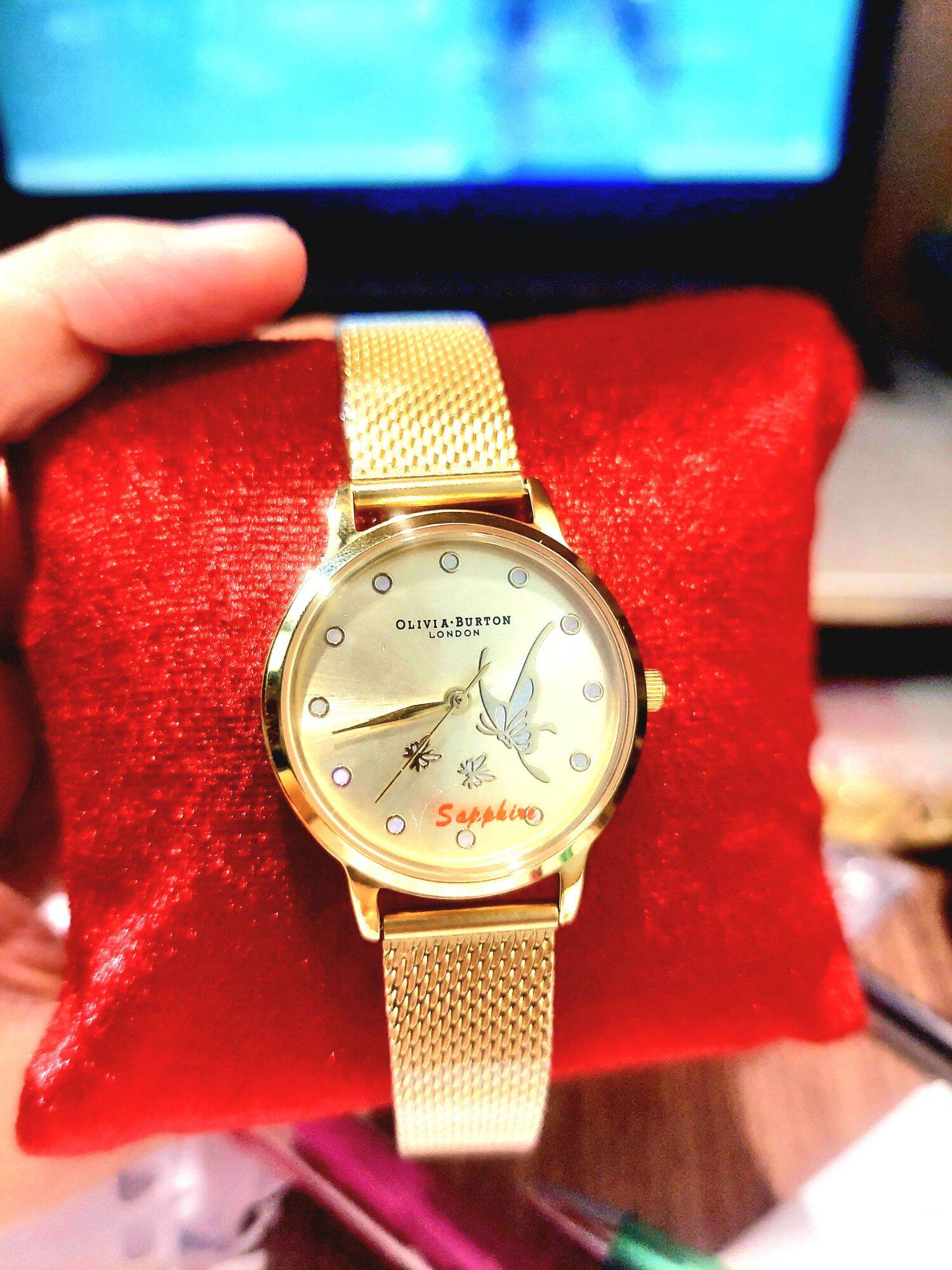 Đồng Hồ Nữ London, Mặt kính sapphire, Dây Milanese, Không vô nước