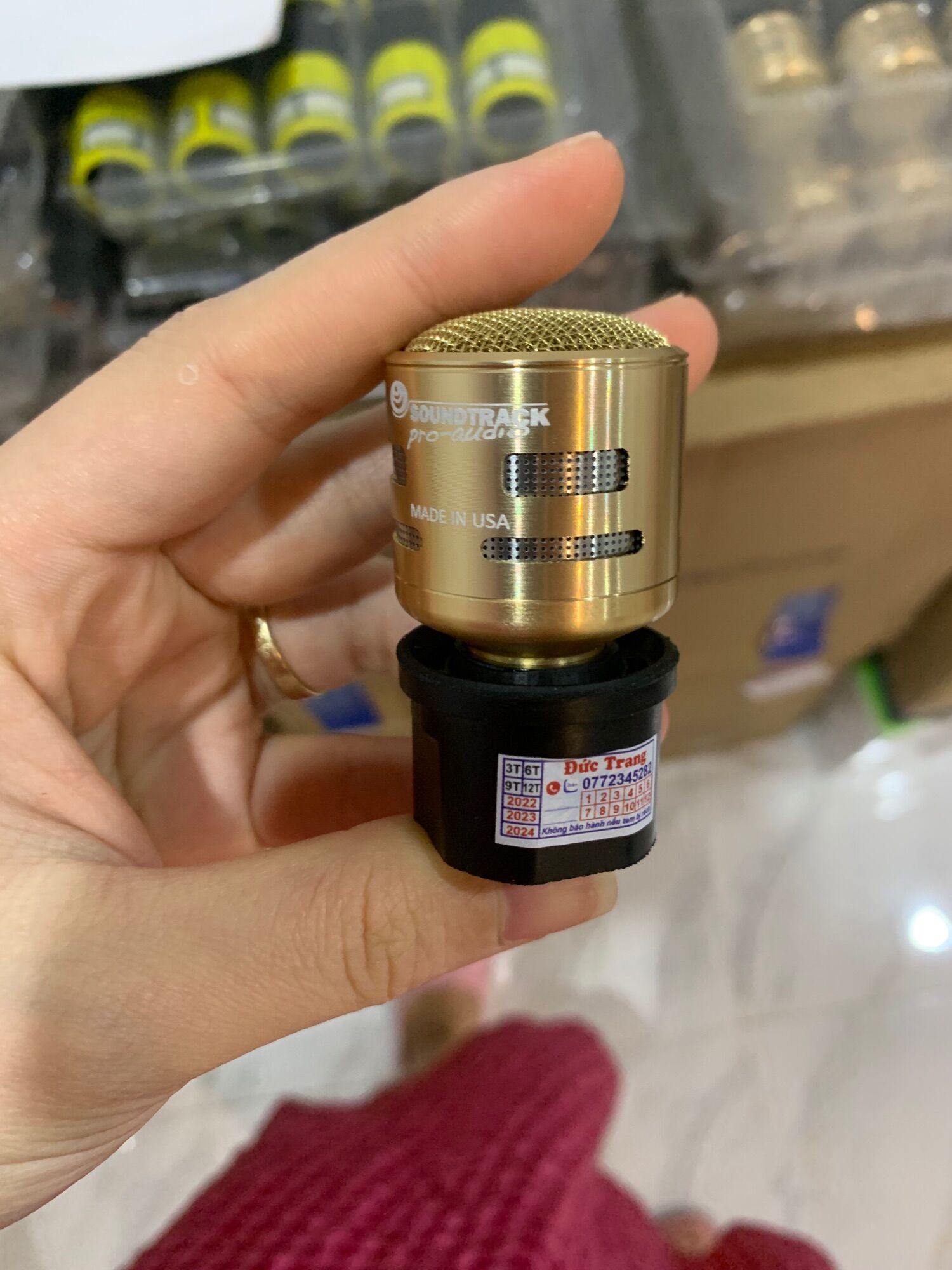 củ míc soundtrack pro 700 usa