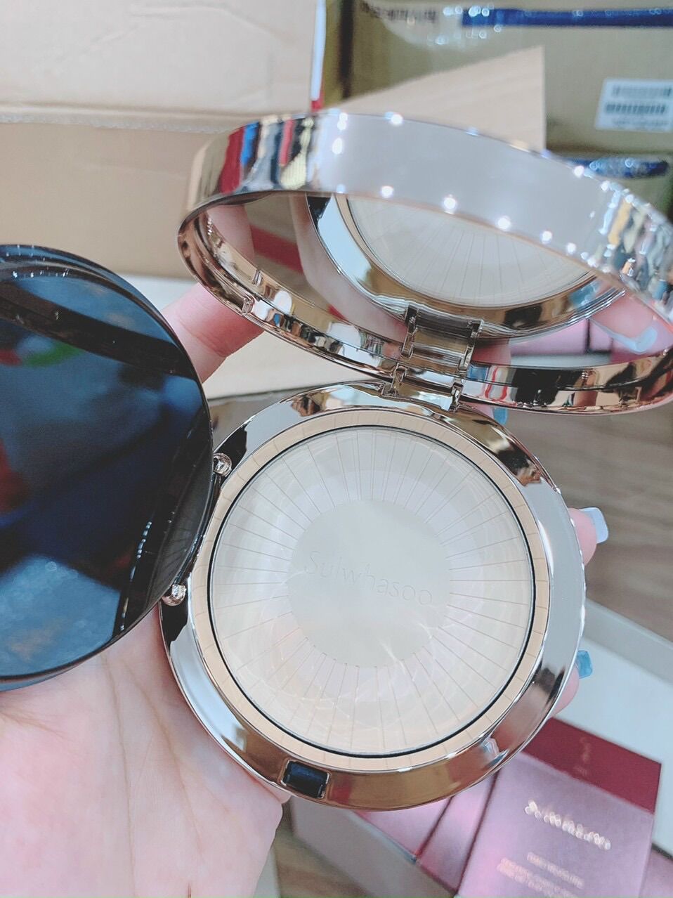 Phấn nước cushion thông đỏ sulwhasoo