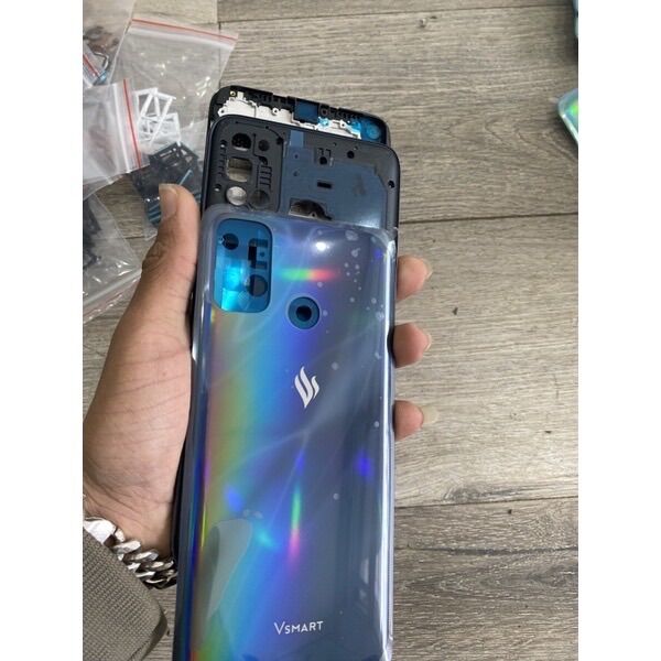 Lưng Vsmart Joy 4