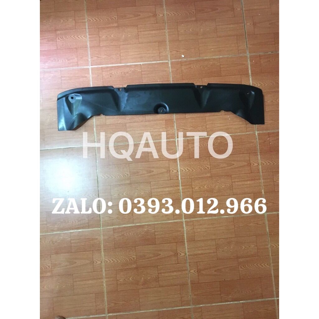 Chắn bùn gầm giữa hyundai i10 grand
