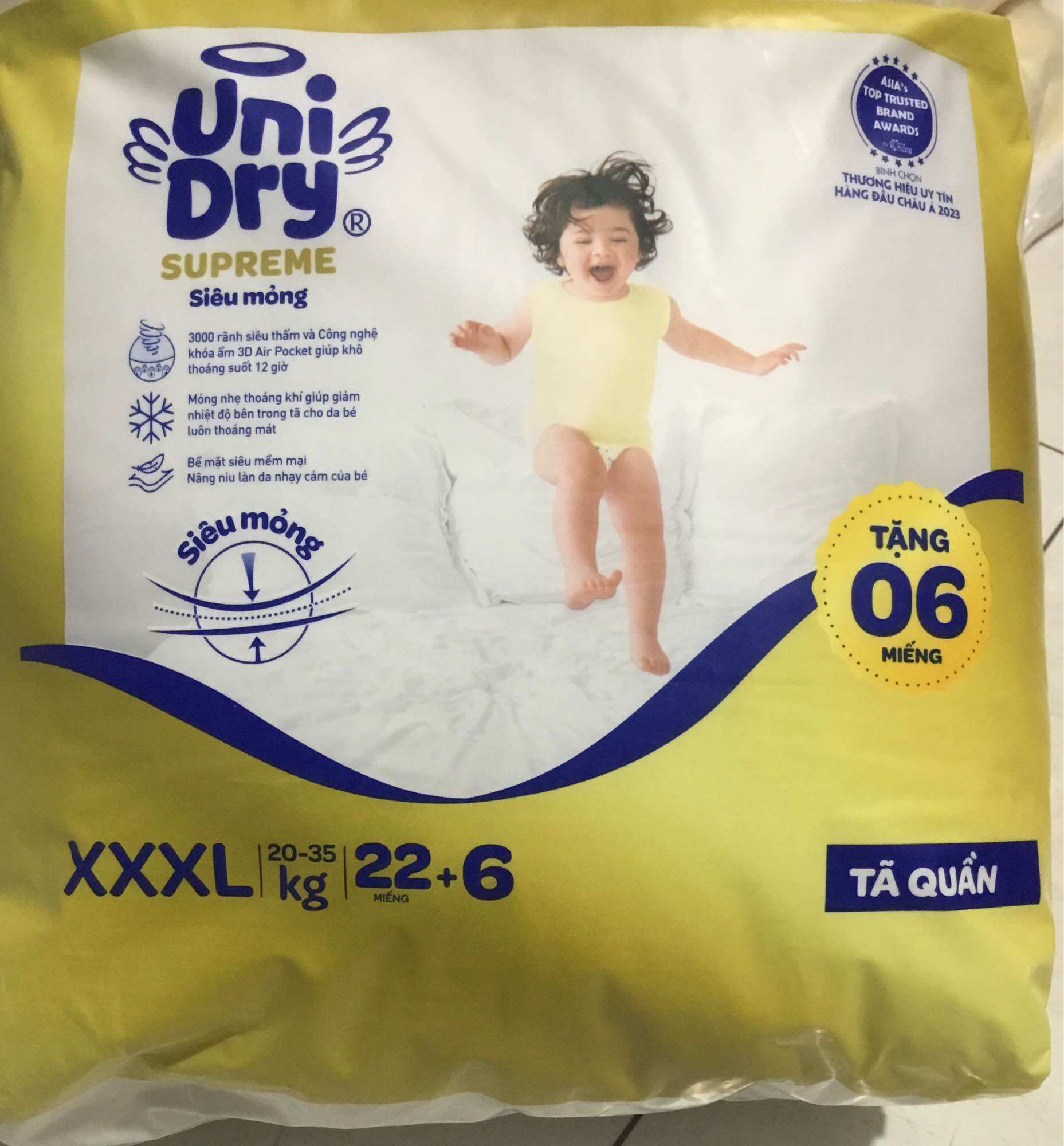 Tặng thêm 6 miếng bên trong - tã quần unidry xxxl22 siêu mỏng cho bé từ 20-35kg - date mới