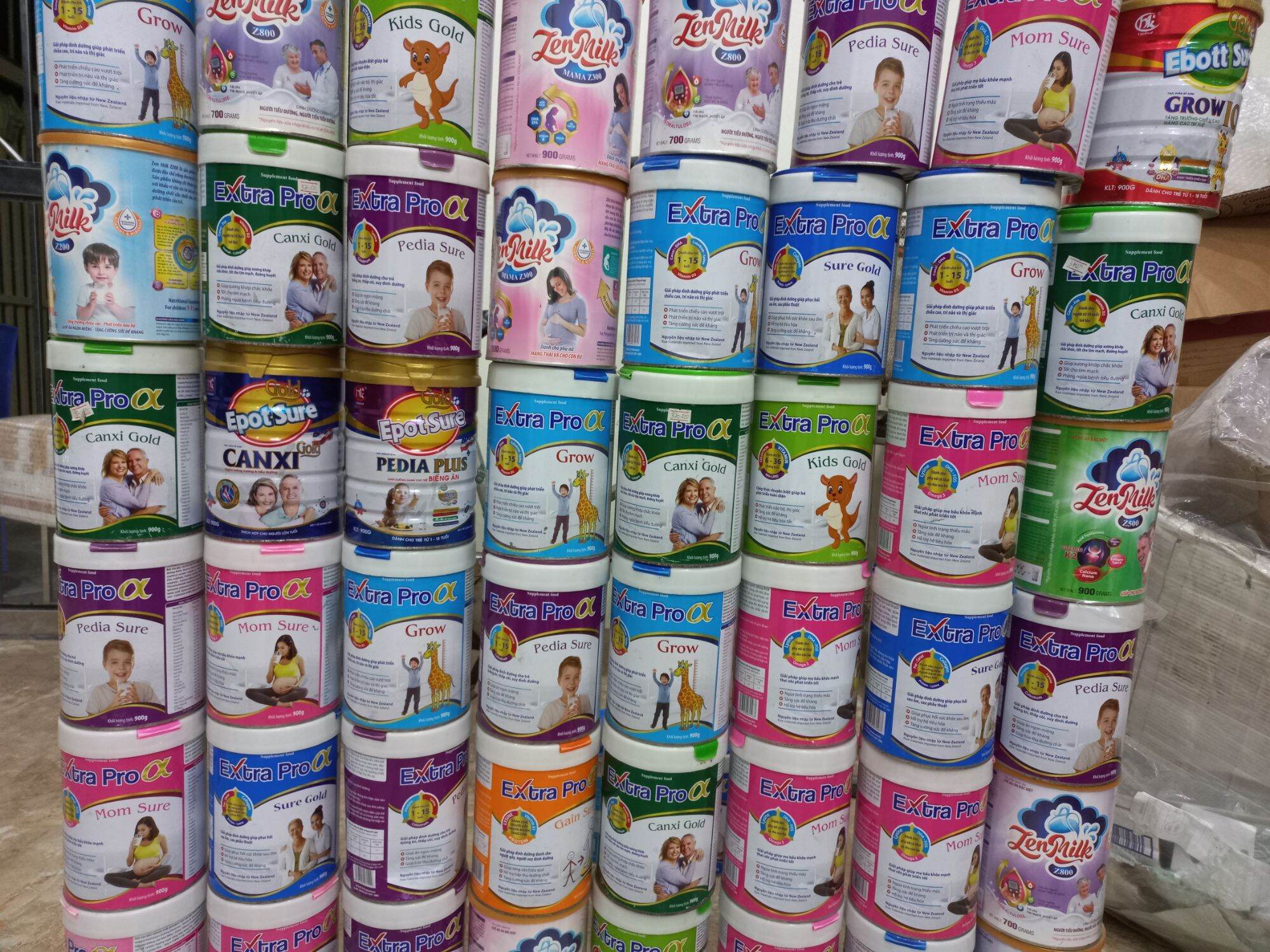 Sữa Bột cận date  Cho thú cưng