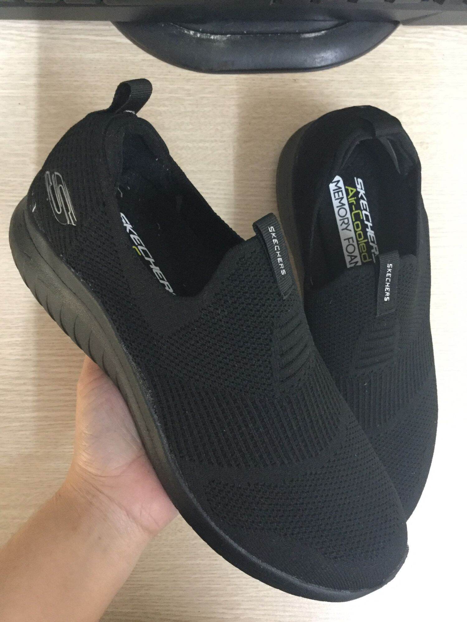 Giày Skecher 4 vách, đế cao cho nam