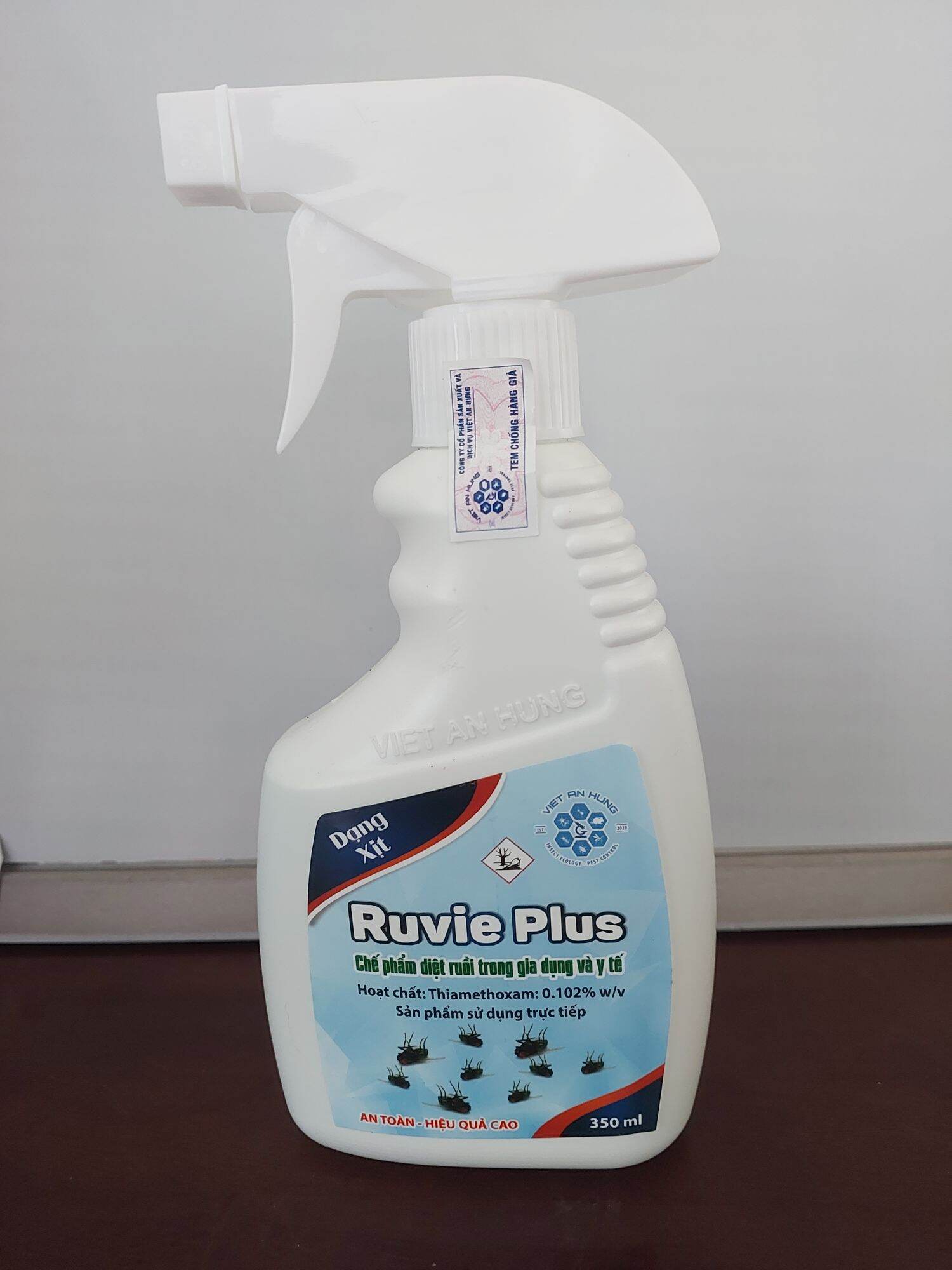 Thuốc xịt ruồi