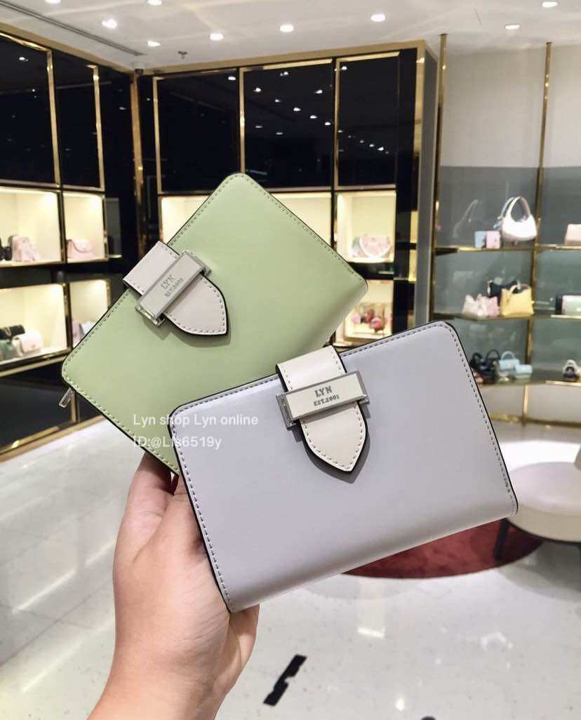 Ví lyn jackie short wallet