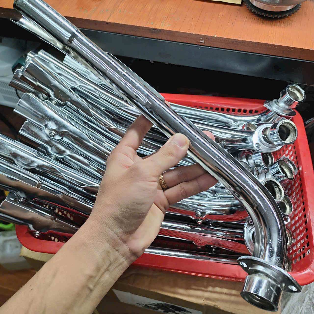 Cổ pô kèm vỉ pô xe máy (C5.2)