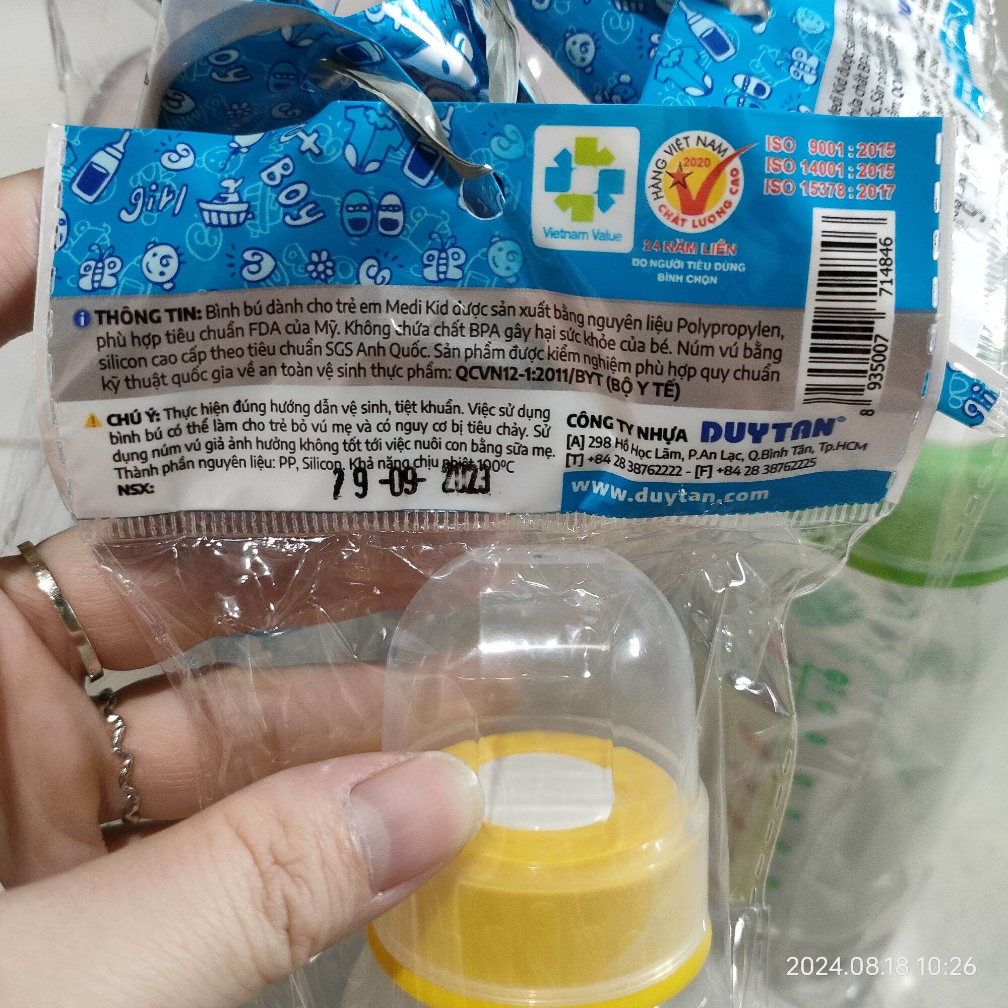 Medi Kids Milk Bottle 250ml (Random Color Delivery)