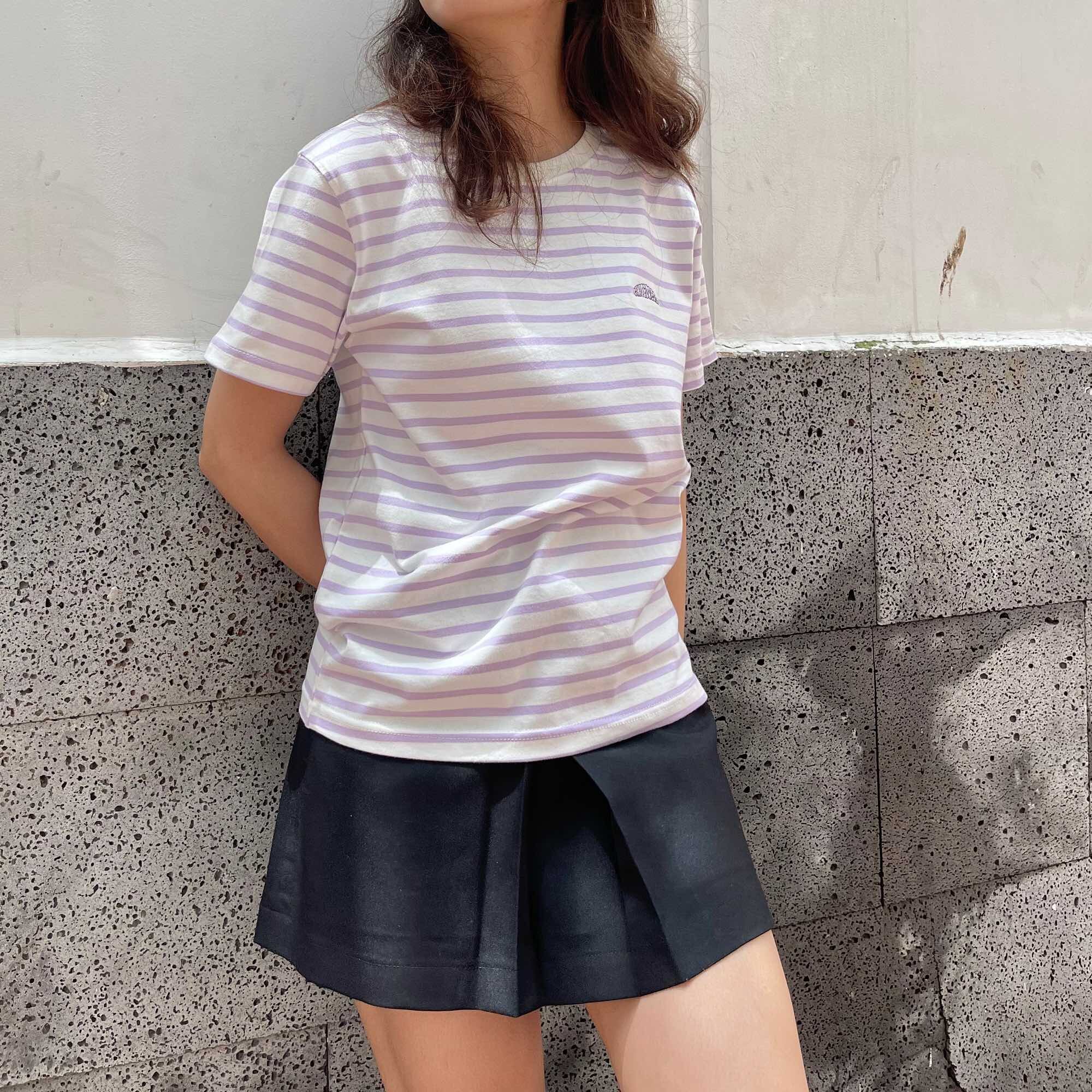 ÁO THUN THÊU LOGO SỌC TÍM PASTEL