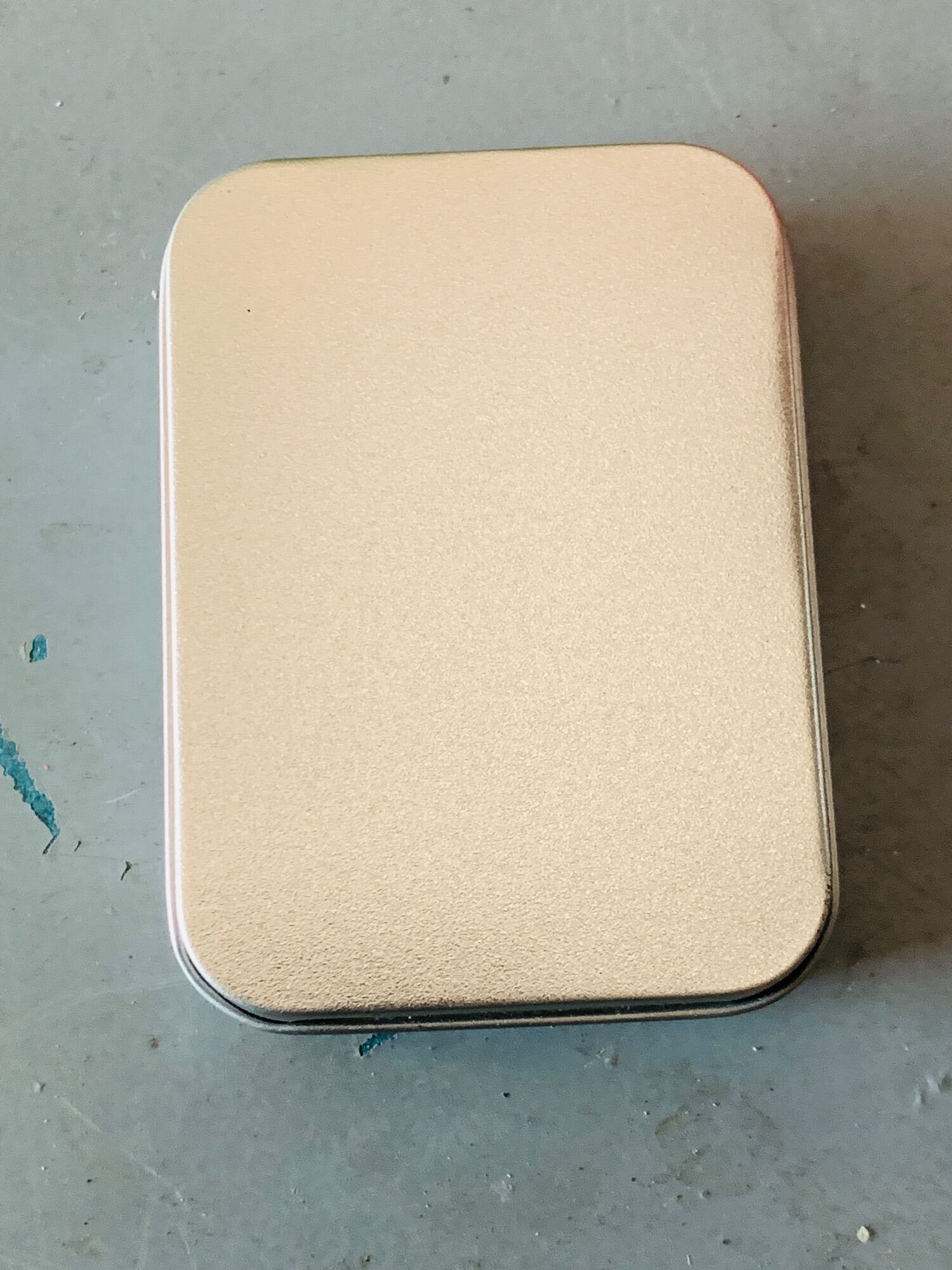 Hộp thiếc bảo quản Zippo