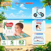 [Chỉ 25-29.06 QUÀ TẶNG ĐƠN 399K](Mua 1 tặng 1) Tã/Bỉm dán sơ sinh Huggies Platinum NatureMade S82 (4-8kg)-Gói Super Jumbo 82 miếng