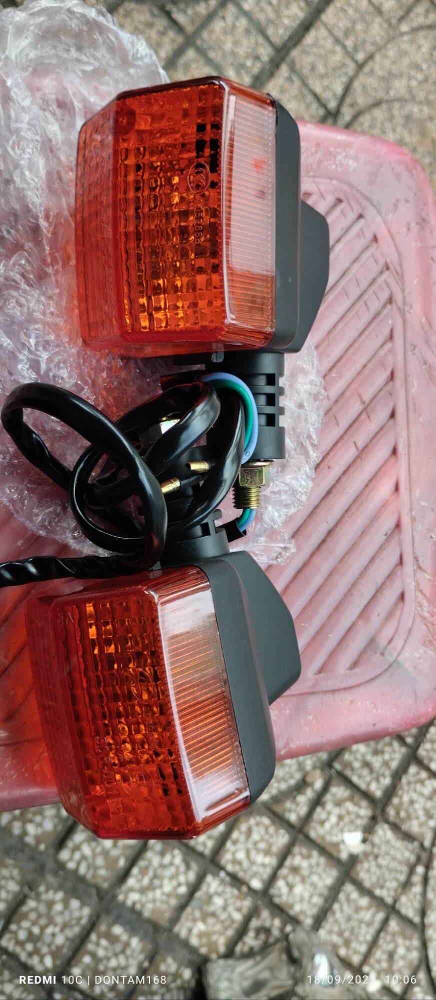 đèn si nhan cb250