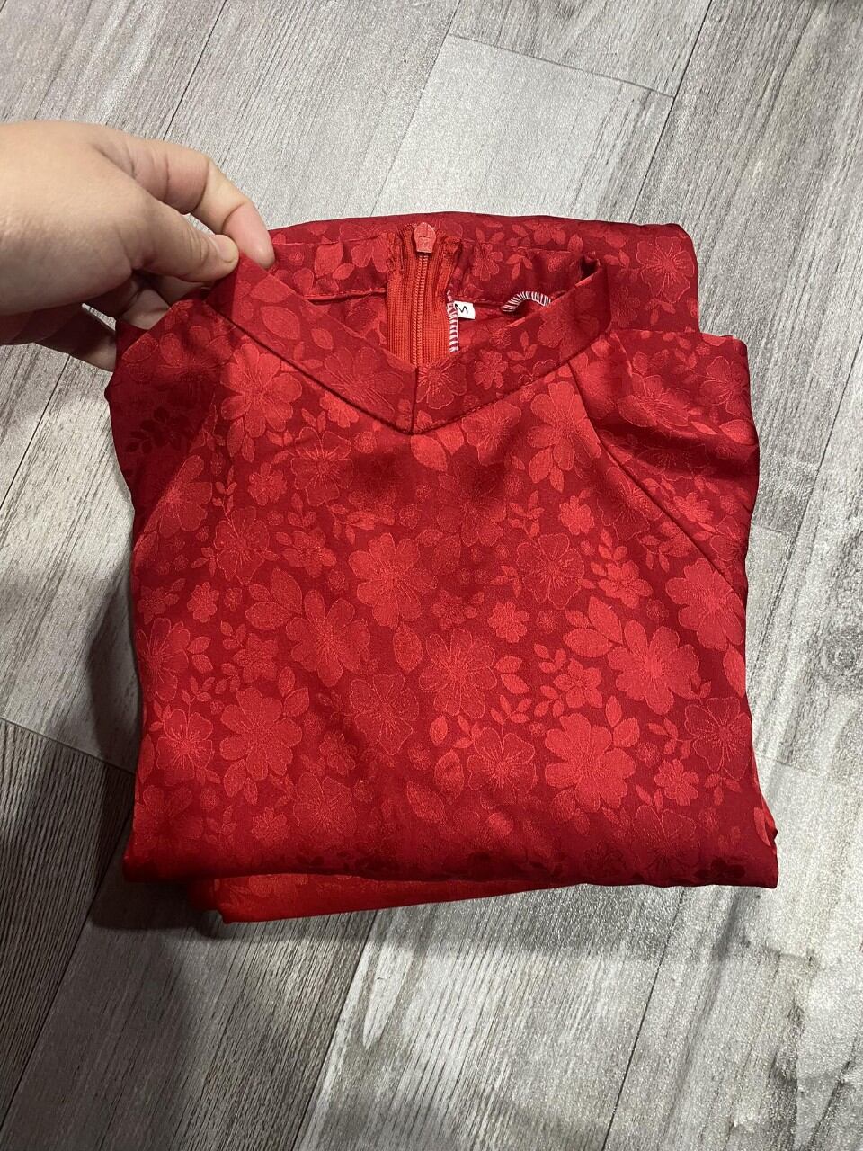 Áo dài gấm truyền thống (chỉ áo)