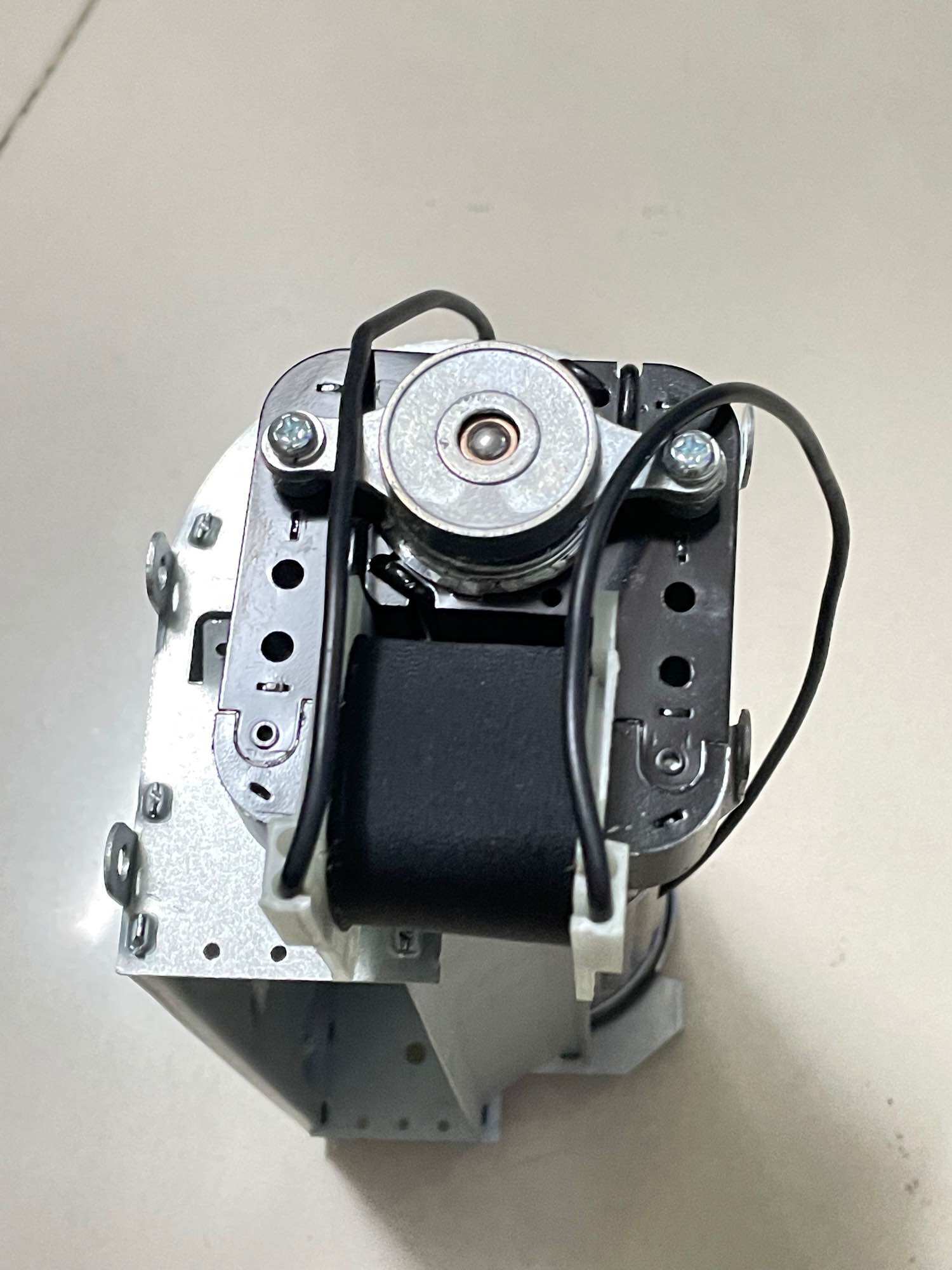[HCM]motor quạt lồng sóc Alaska 2T