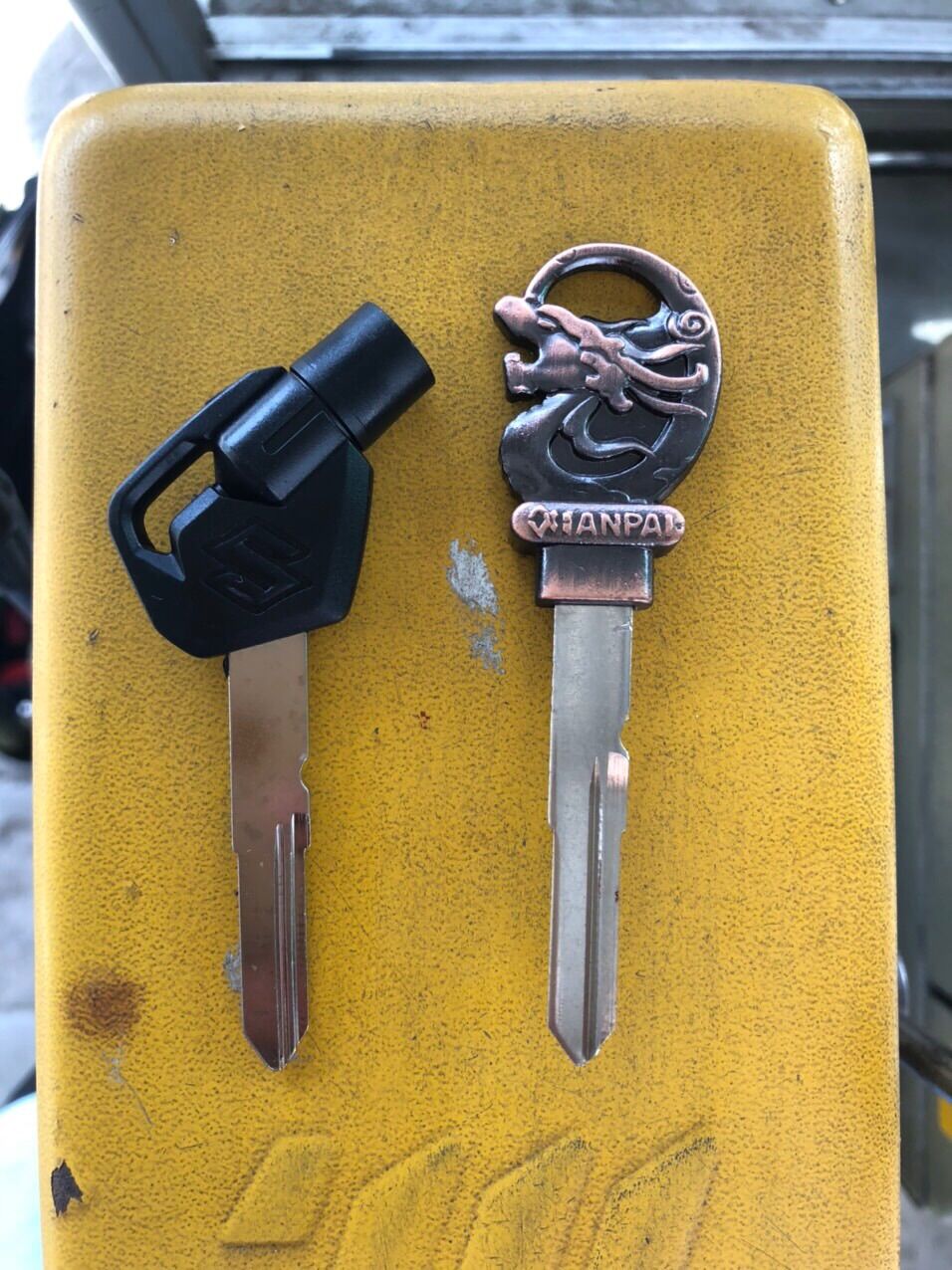 Phôi chìa khoá suzuki Raider , Satria độ cán chìa đầu RỒNG kèm chui nhựa mở khoá từ