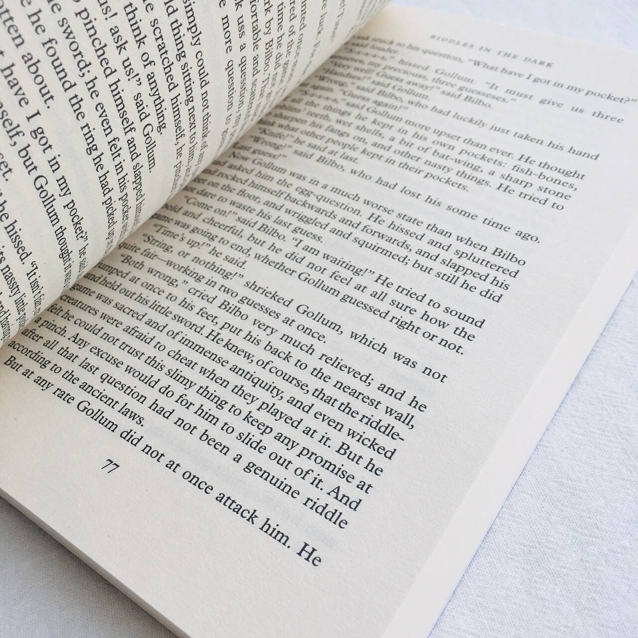 Sách The Hobbit (Paperback) (ISBN 9780261103344)