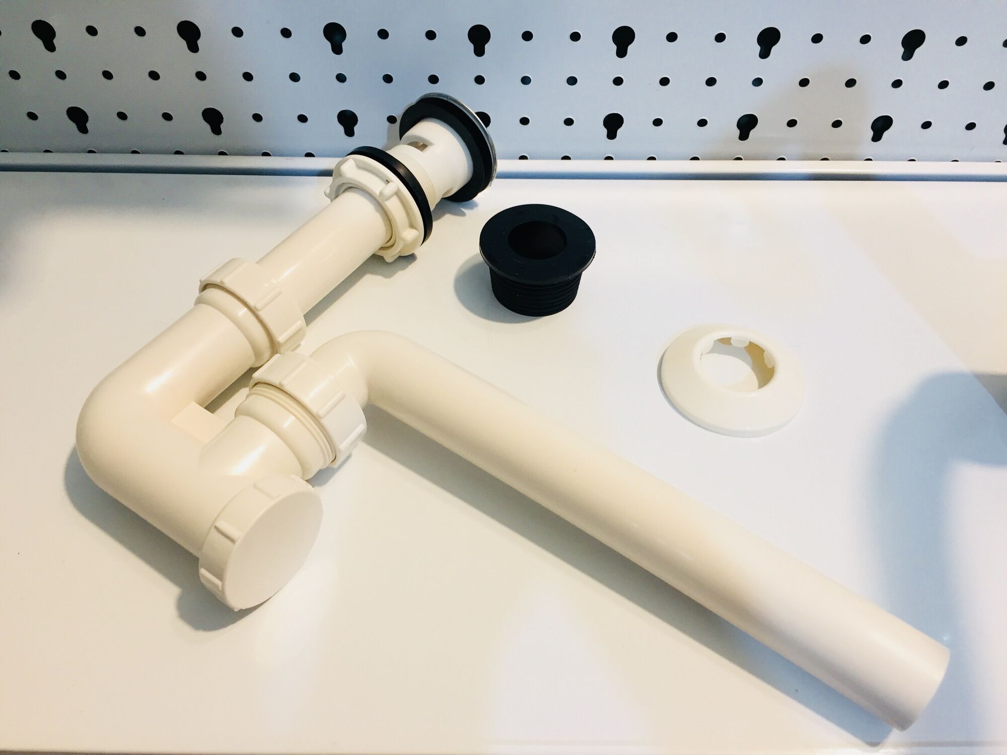 Bộ xả lavabo Caesar nút nhấn có xả tràn, Siphong Caesar, P- trap caesar