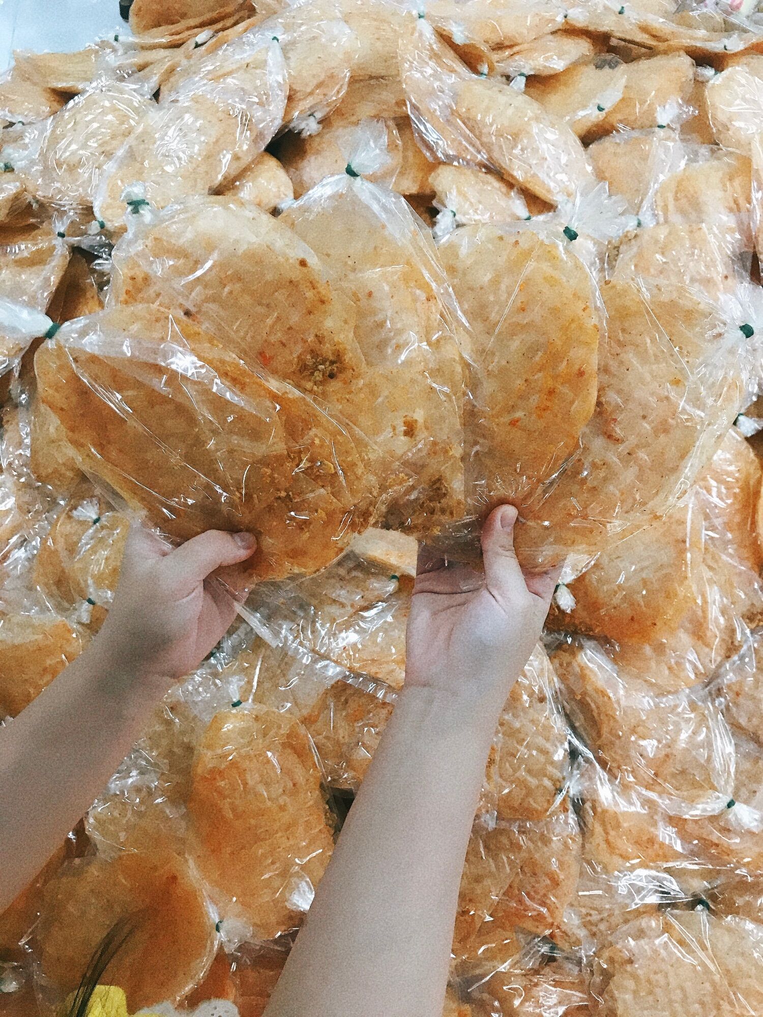 [5 bịch] BÁNH TRÁNG TỎI XÌ KE - Bánh mới mỗi ngày - HSD 20 ngày