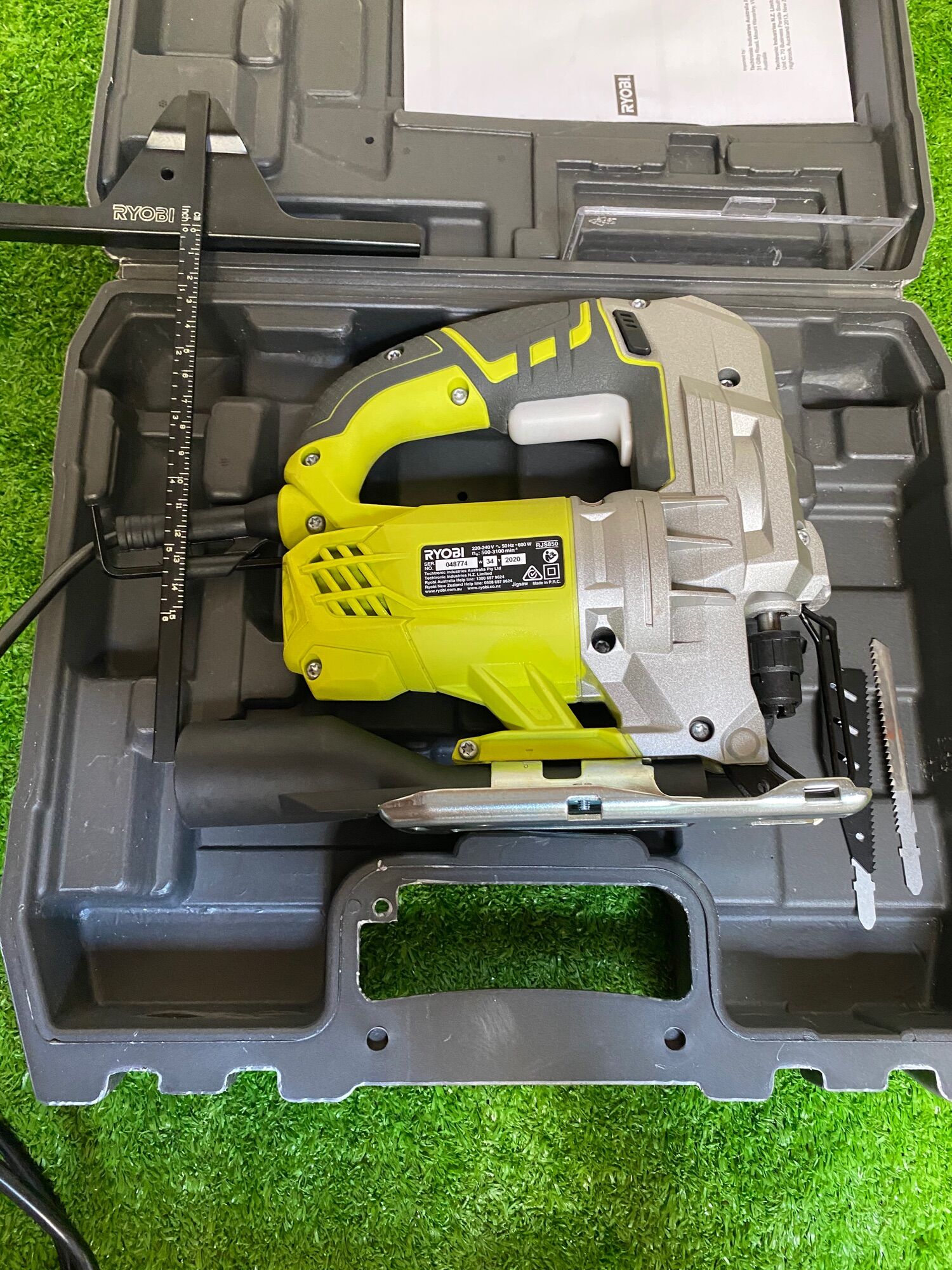 Máy cưa lọng ryobj 600w nội địa Úc .