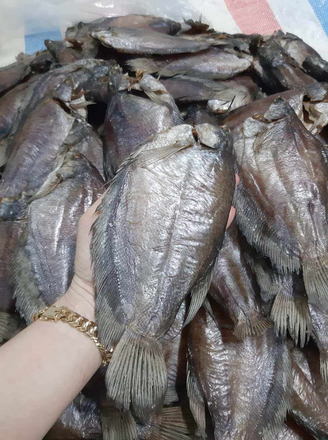 1kg khô cá sặc chuẩn 3 nắng size lớn 9-10 con, vị vừa ăn, cá thơm ngon, khô ngon như hình, Vựa Khô Chín Khôn