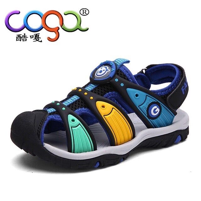 Giày sandal bịt mũi cho bé hãng Coga