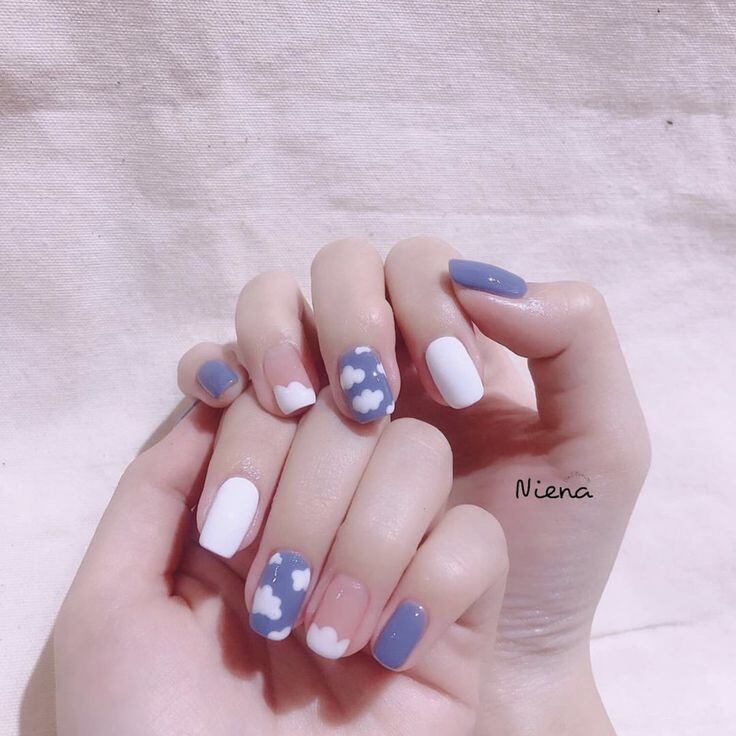Nailbox móng úp thiết kế hoạ tiết xanh trắng