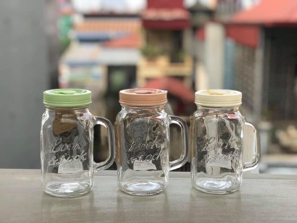 Bình nước thuỷ tinh Lock&Lock có tay cầm 630ml LLG002