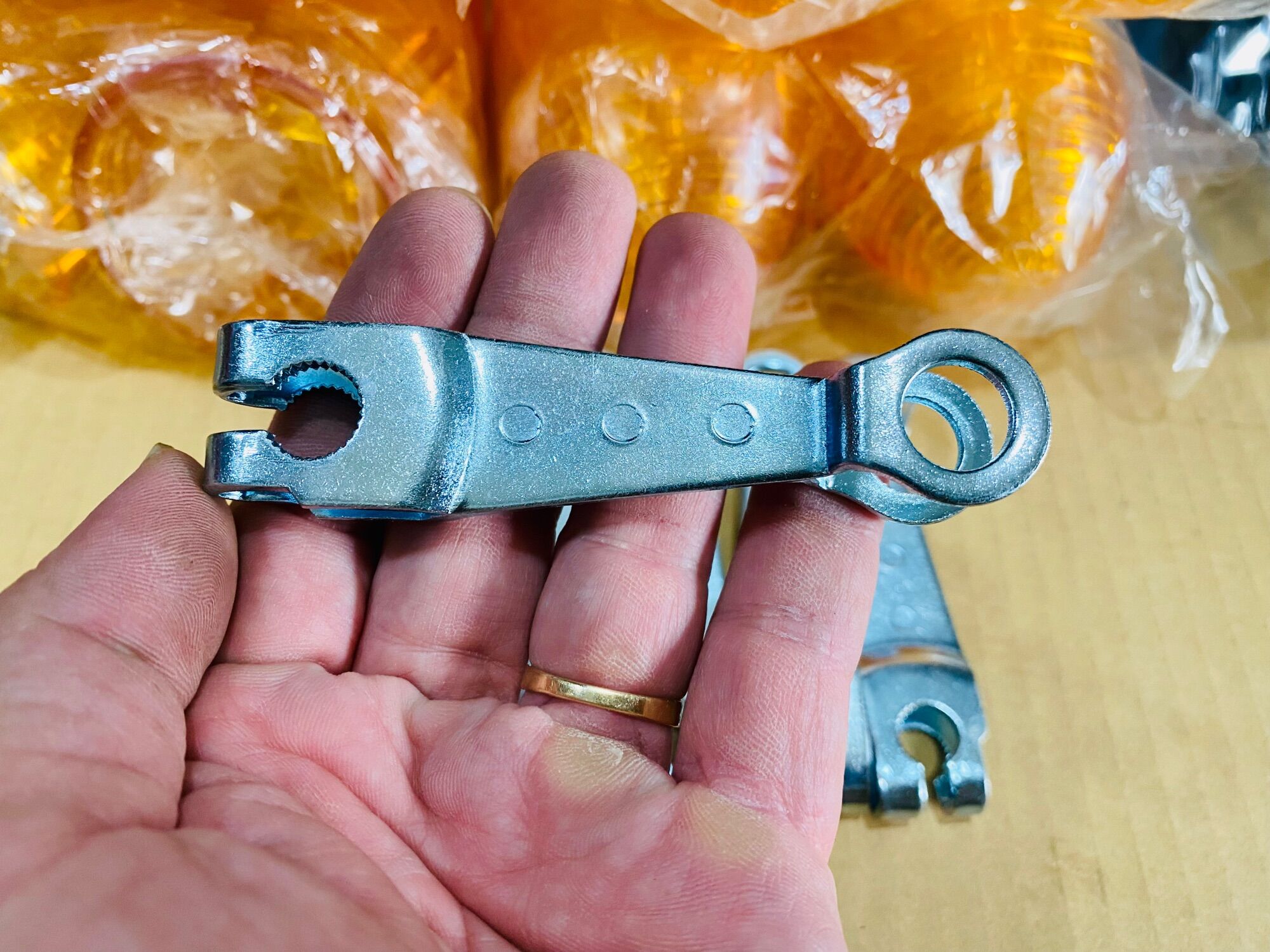PASS THẮNG TRƯỚC GIẢ ZIN HONDA 67 71 72 CD