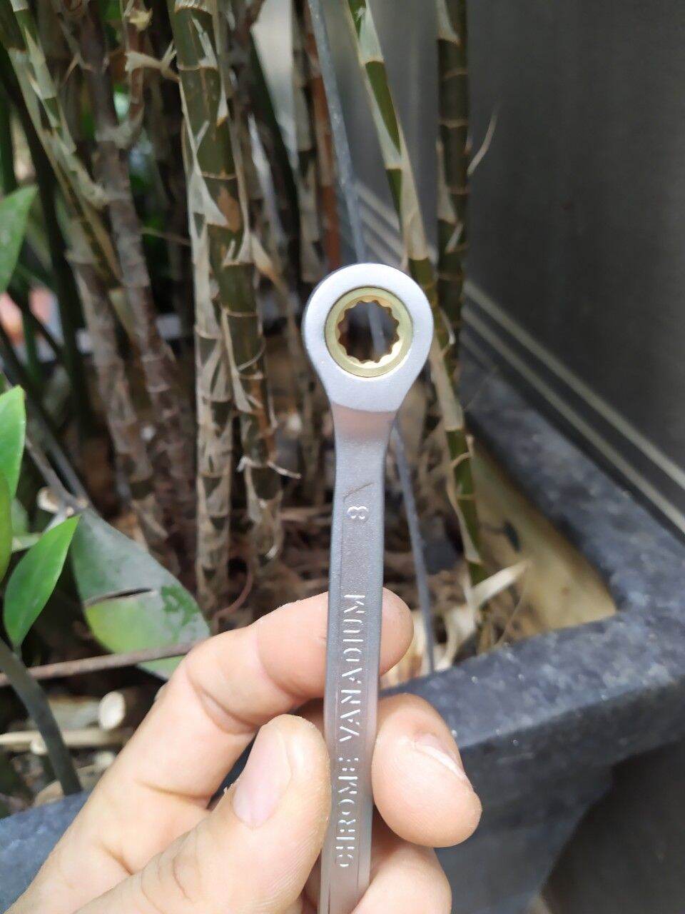 Cờ lê tự động đảo chiều lẻ Kapusi