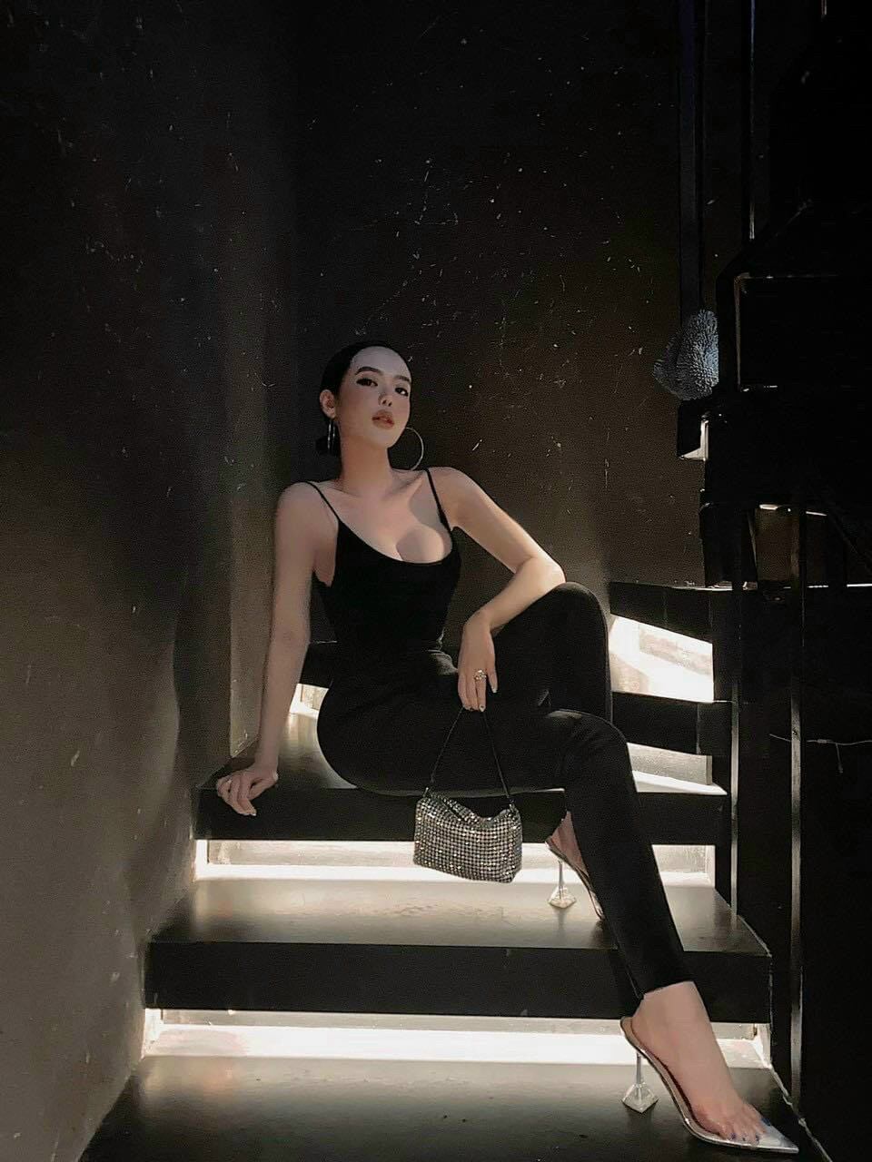 Túi đính đá alexWang size20 fullbox
