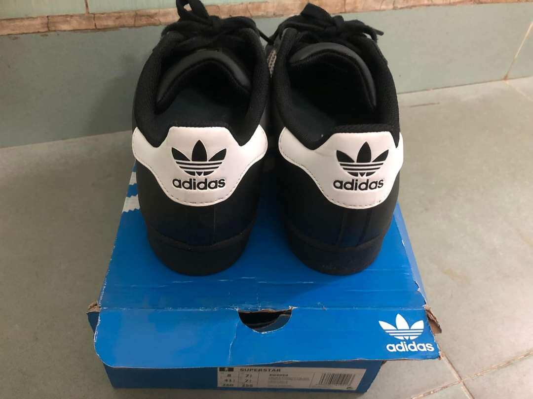 giày adidas