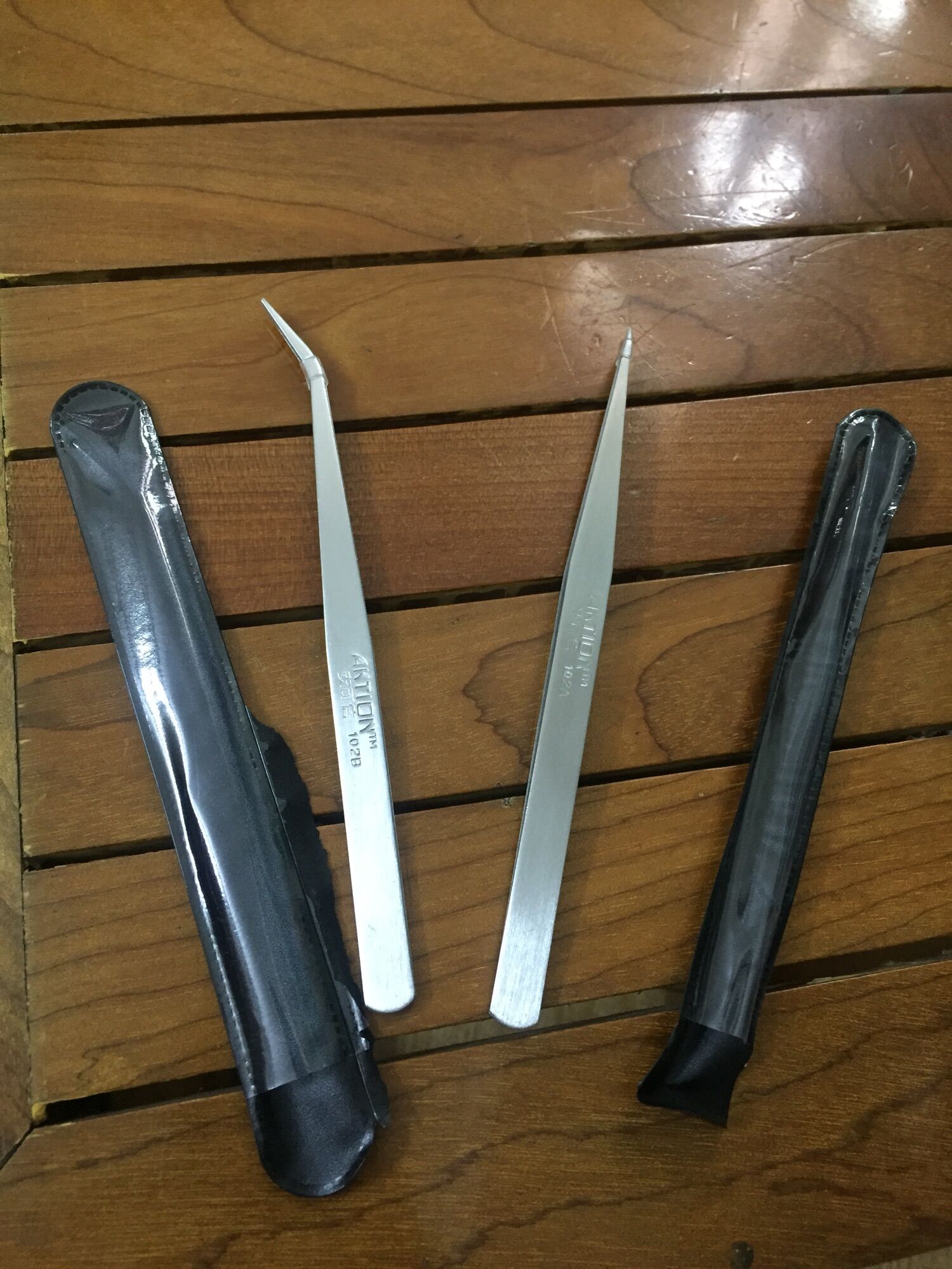 Nhíp gắp chỉ cong , thẳng dài