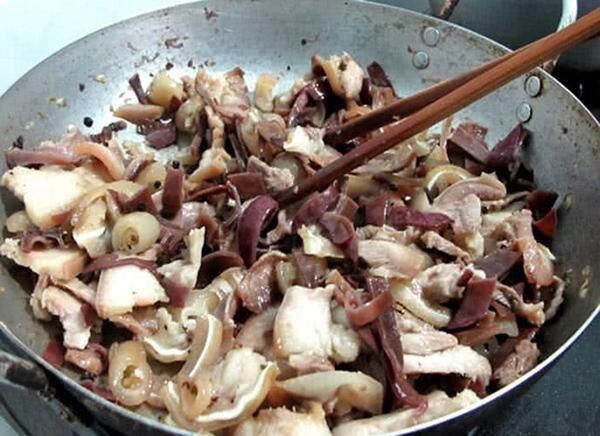 Nấm mèo khô cắt sợi - túi 100g