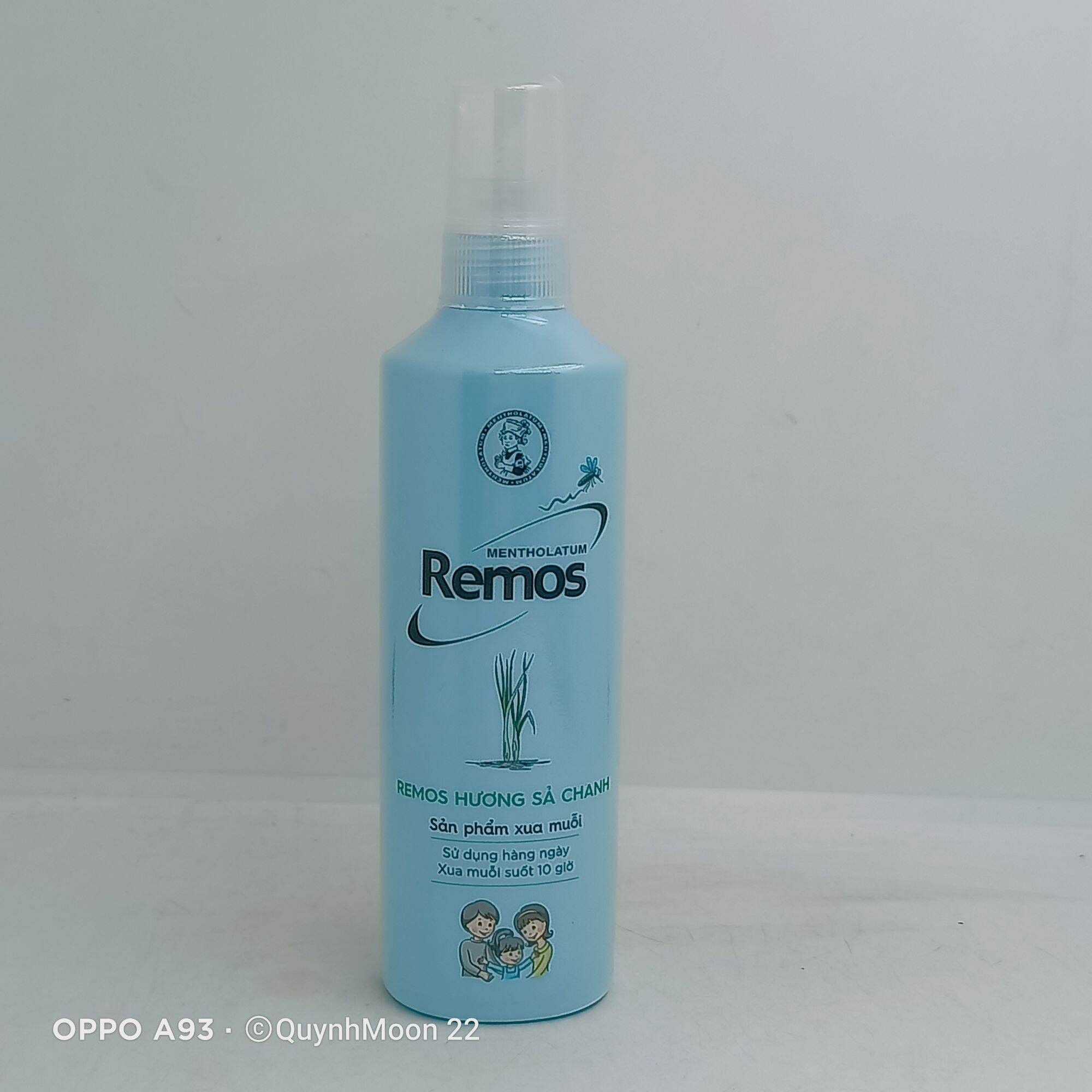Xịt chống muỗi Remos hương sả chanh lọ 150ml