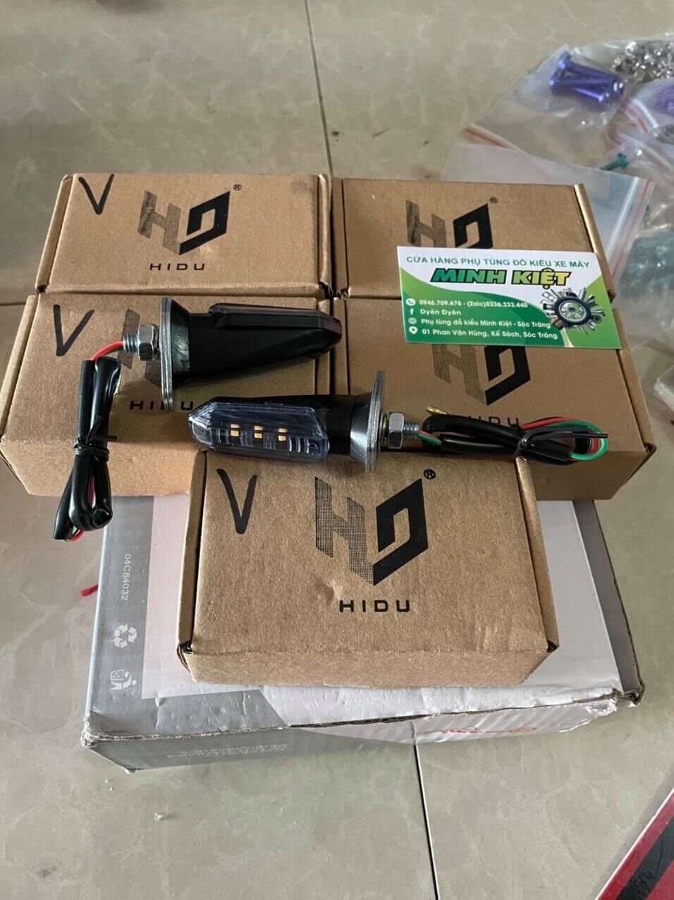 Cặp nhan sau kiểu zin vario gắn cho ex / win x / raider / vario