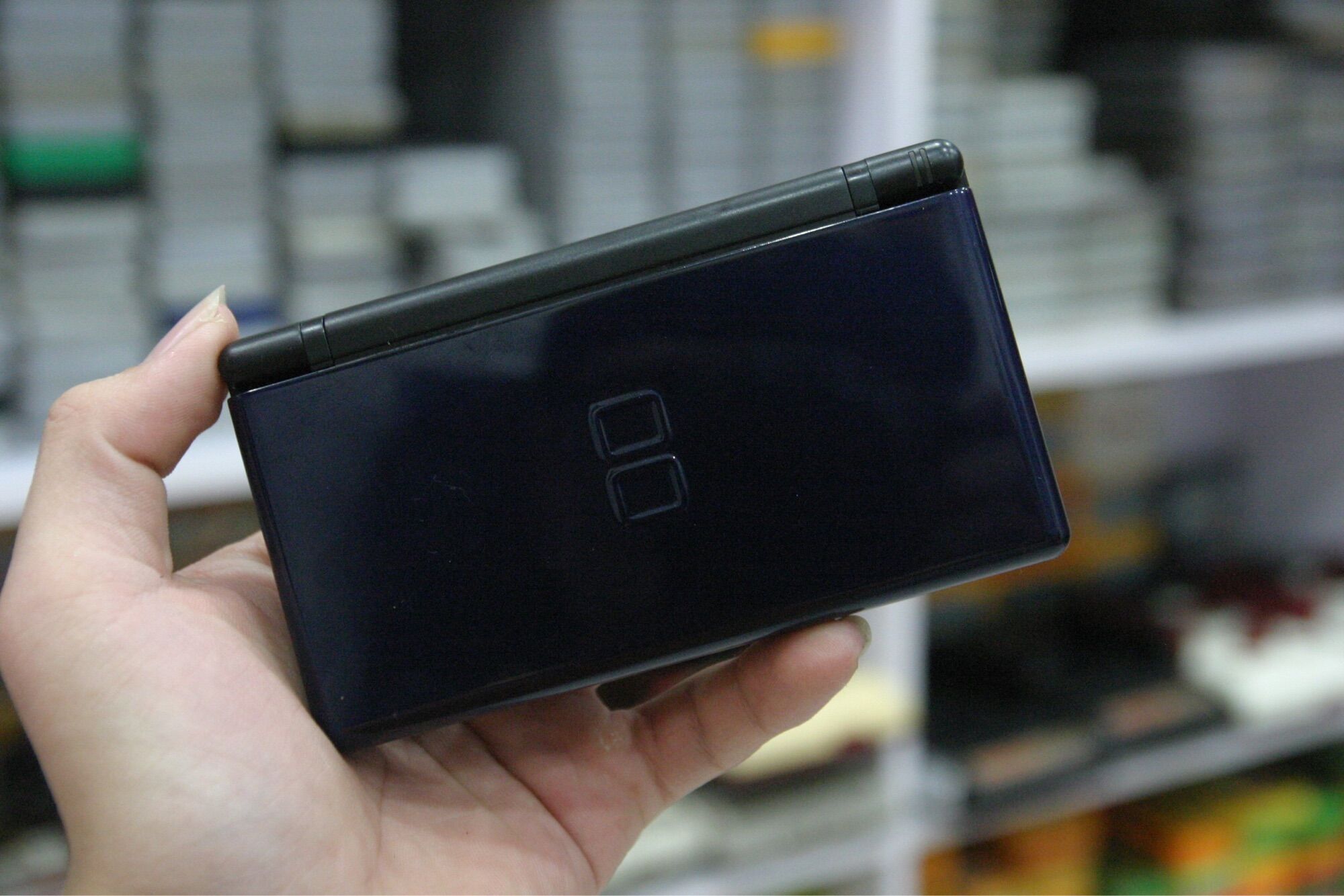 Máy Nintendo DS Lite đen xanh đỏ 99%
