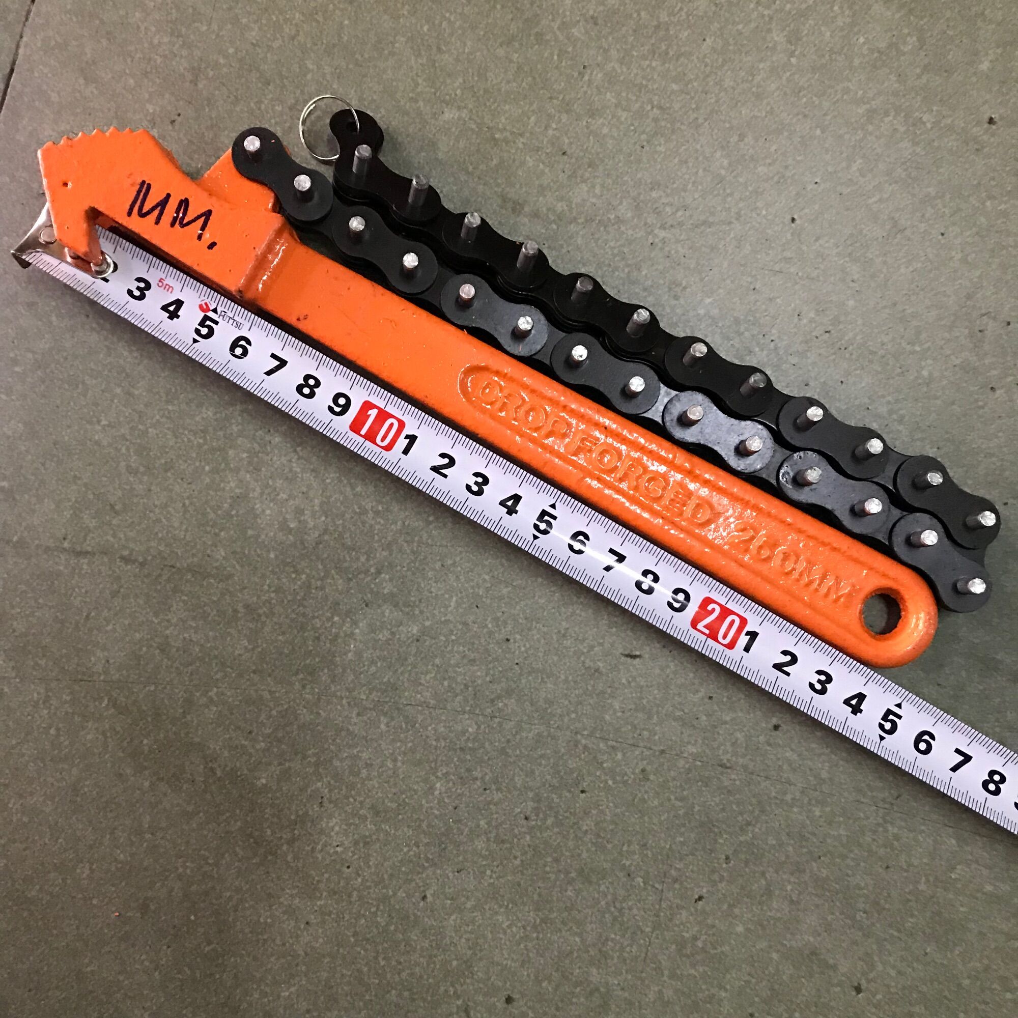 Mở đai ốc xích, cole xích