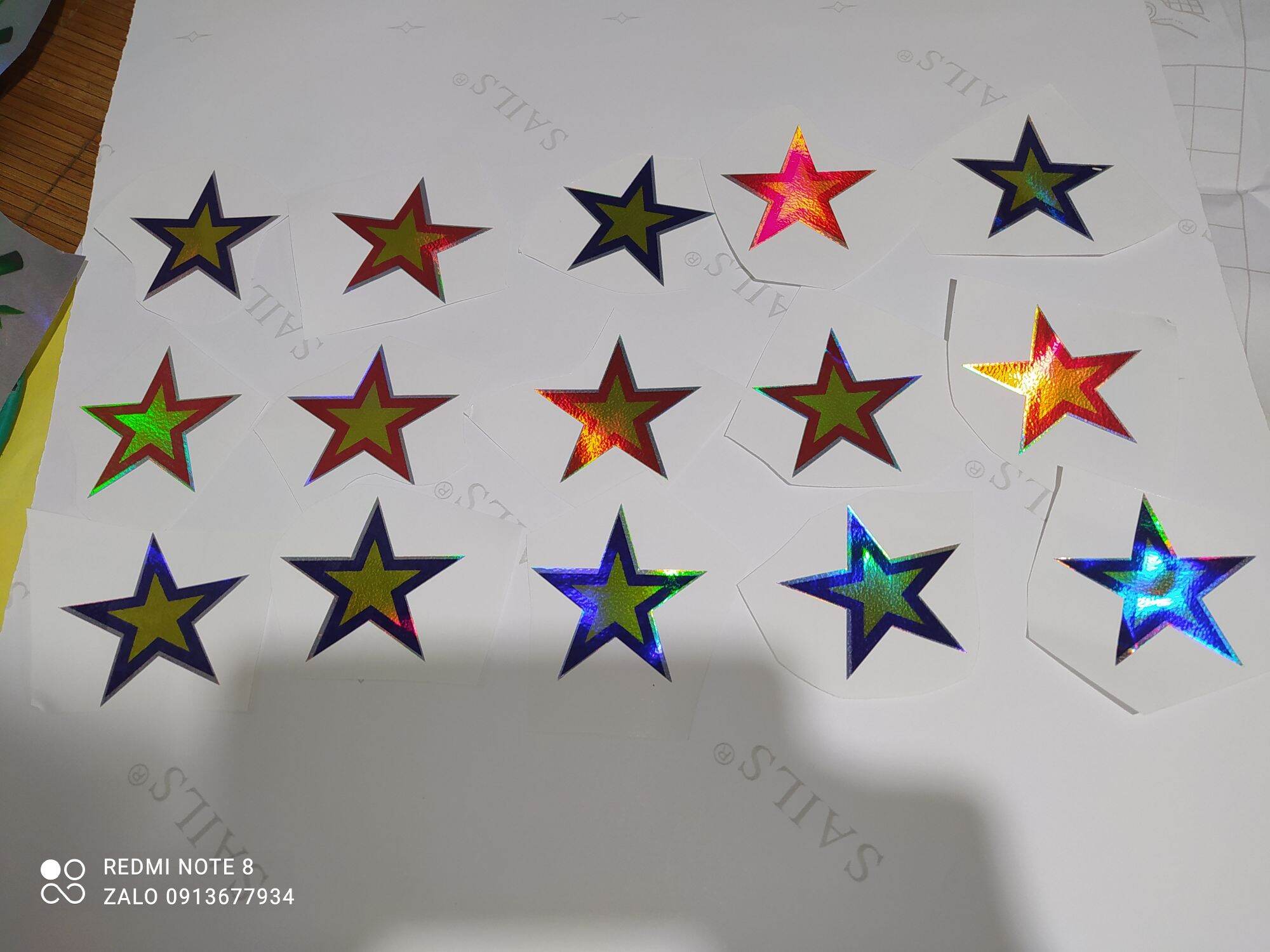 Tem hình ngôi sao lấp lánh bảy màu dán trang trí xe tải, xe con...