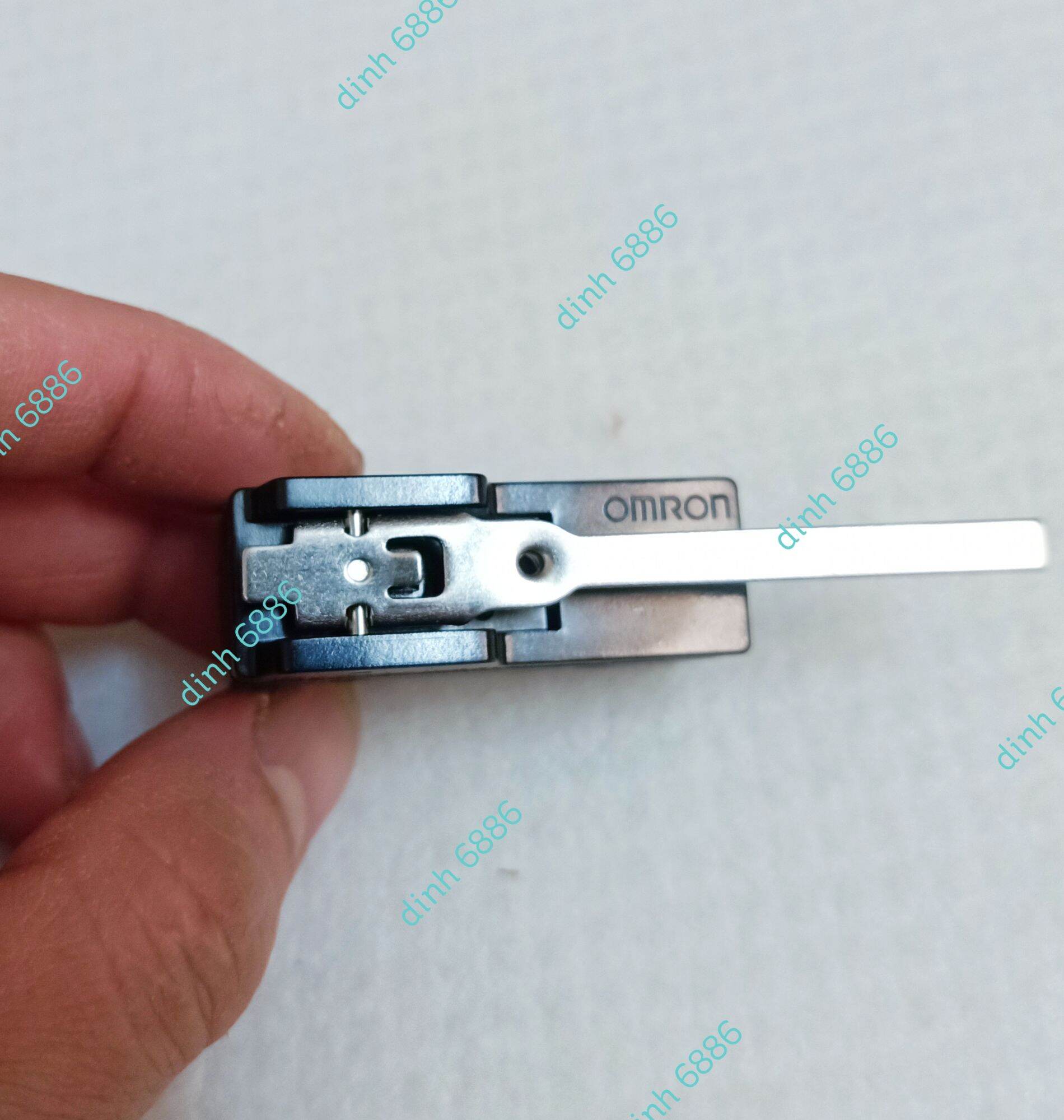 Công tắc hành trình Omron Z-15GW-B