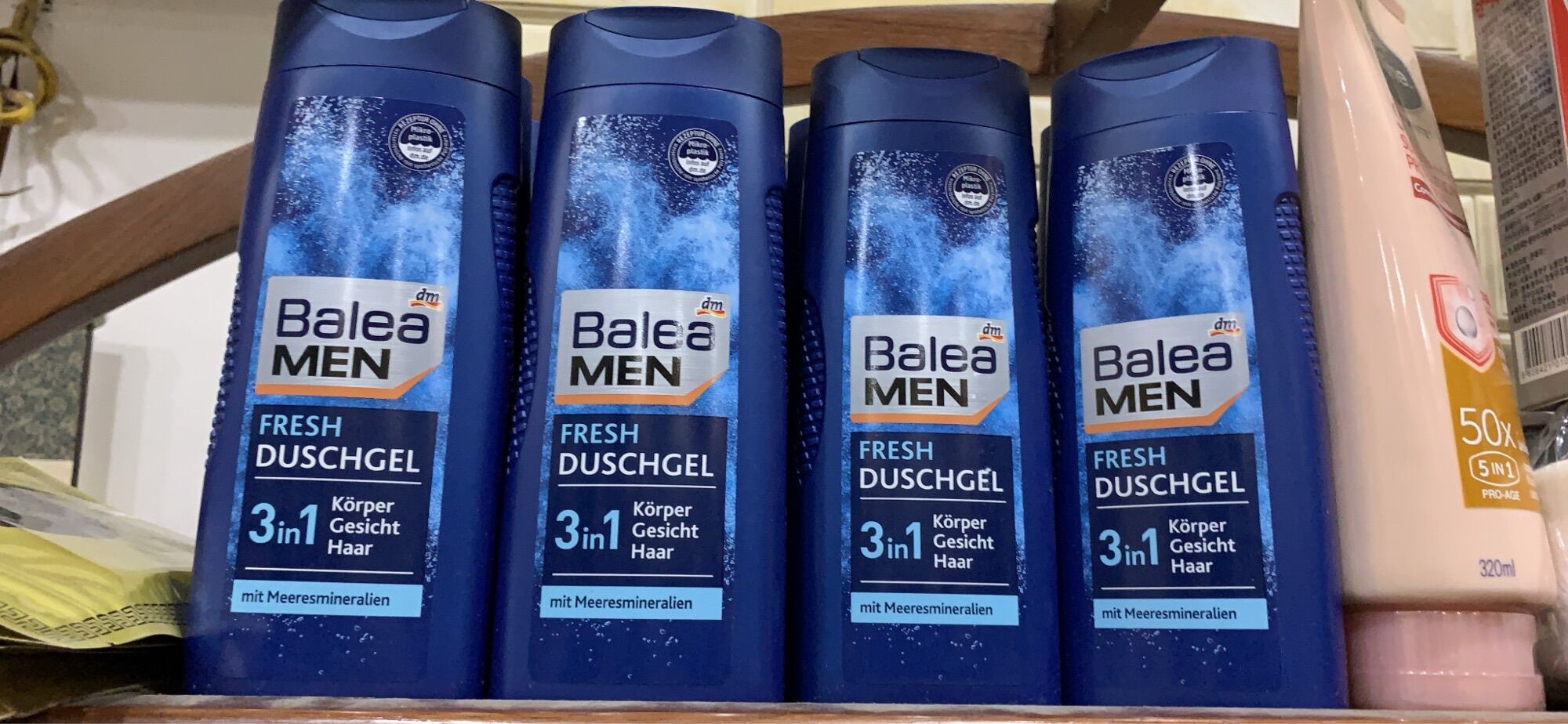 Sữa tắm + gội + cạo râu balea men đức
