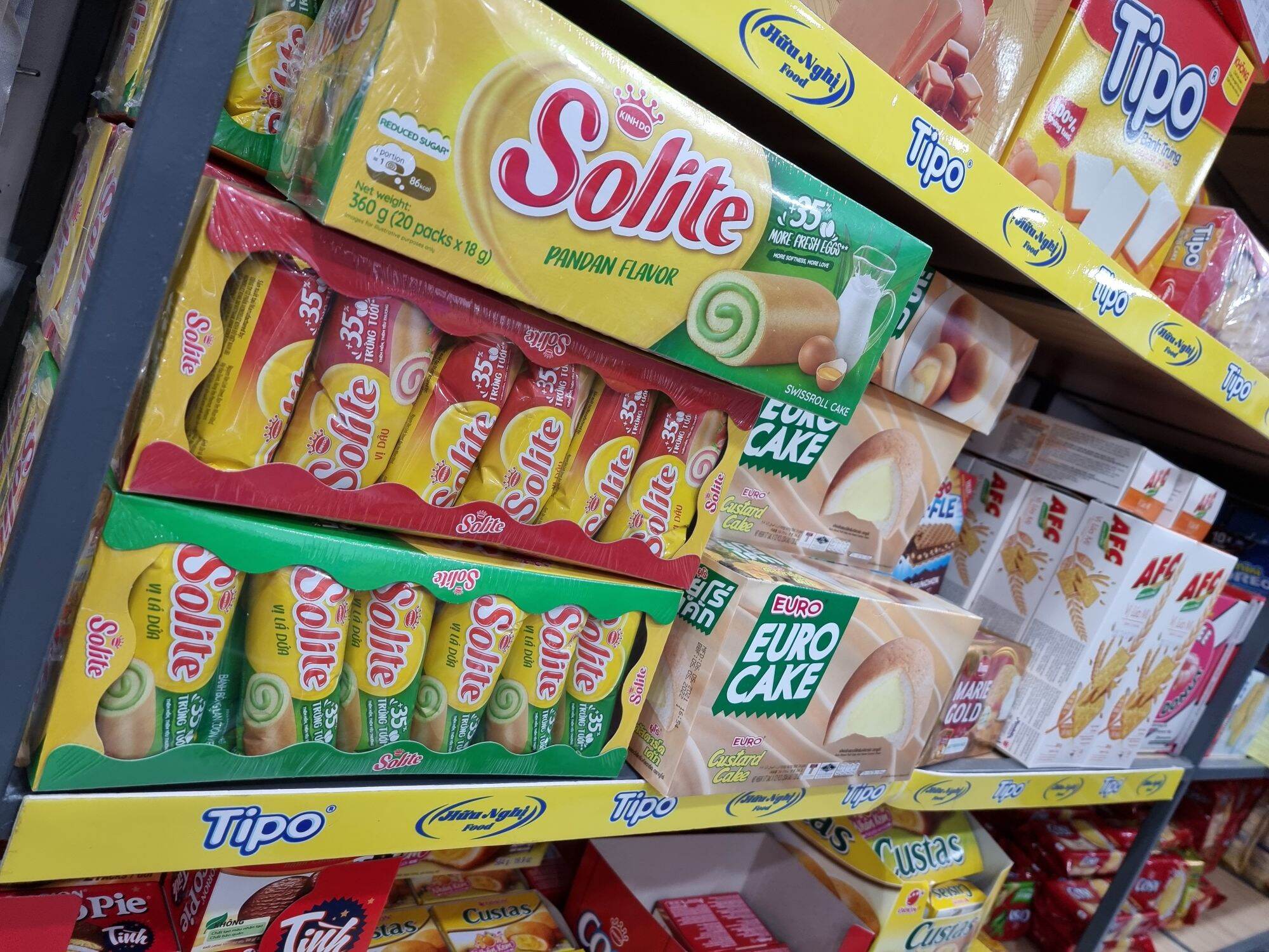 Bánh bông lan Solite Kinh Đô vị lá dứa 360g. 