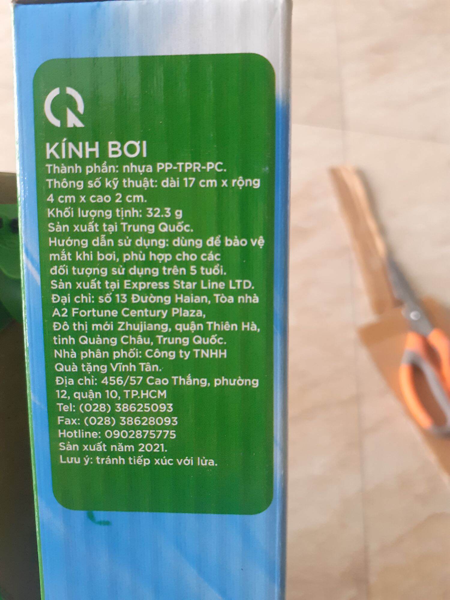 Kính bơi cho bé Quà tặng từ Milo