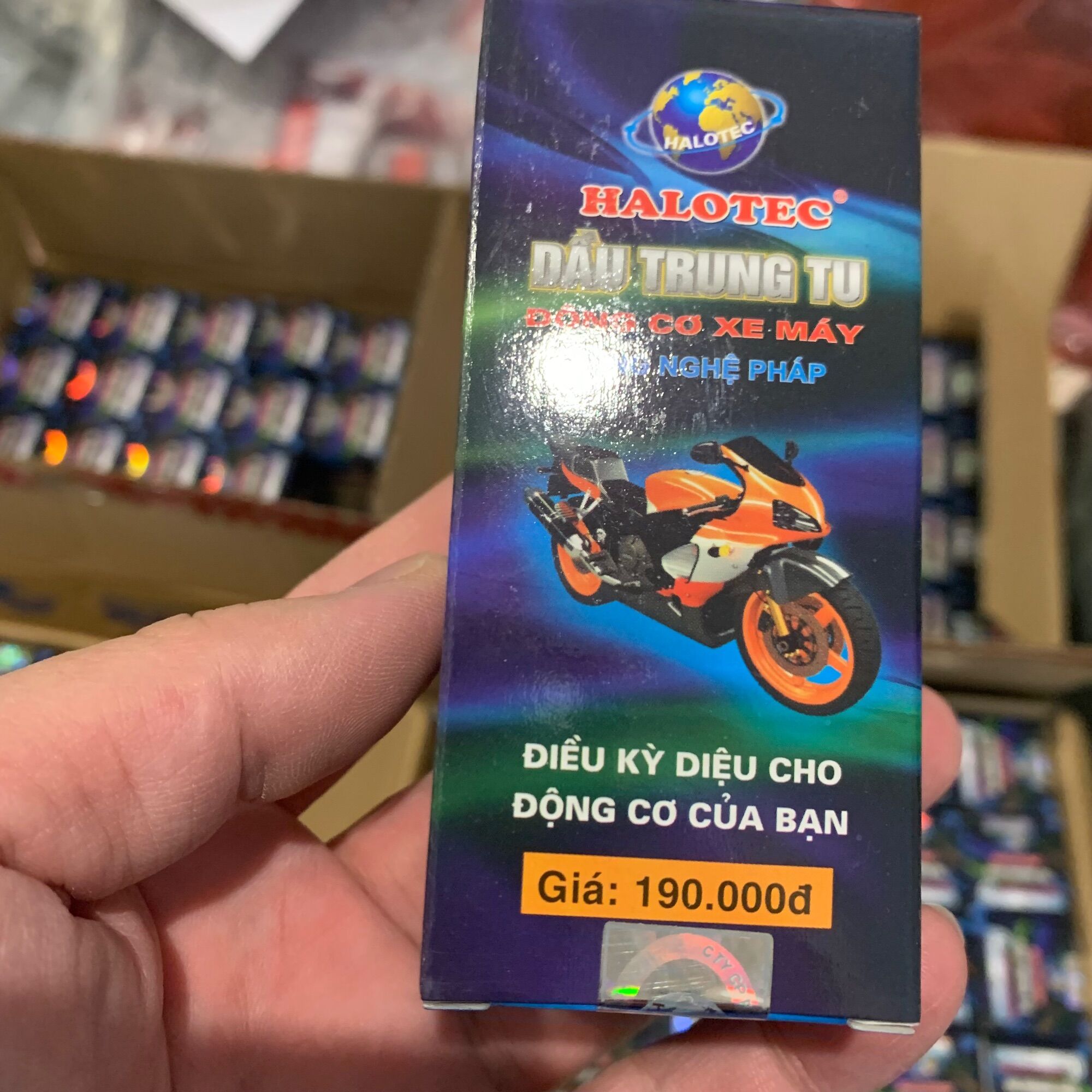 Dầu trung tu Halotec dành cho xe máy, loại số 10 công nghệ mới nhất của hãng Phương Hải Long
